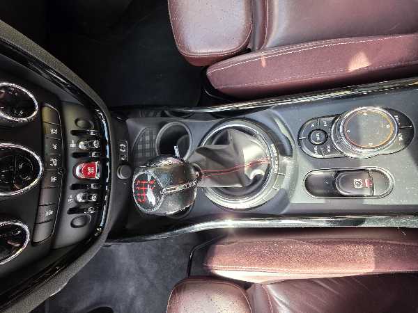 Mini Clubman III CLUBMAN 2.0 COOPER D 150 FINITION JCW BV6