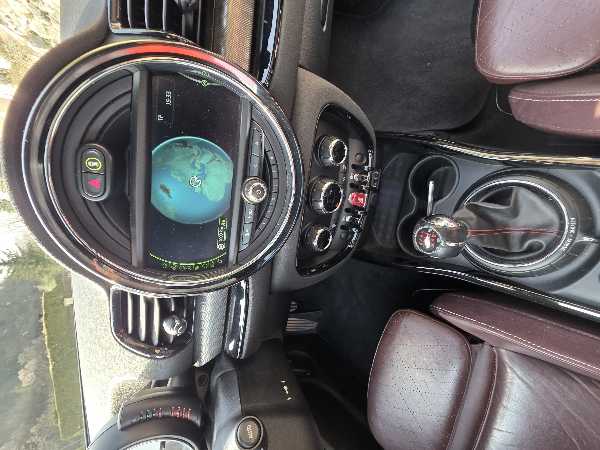 Mini Clubman III CLUBMAN 2.0 COOPER D 150 FINITION JCW BV6