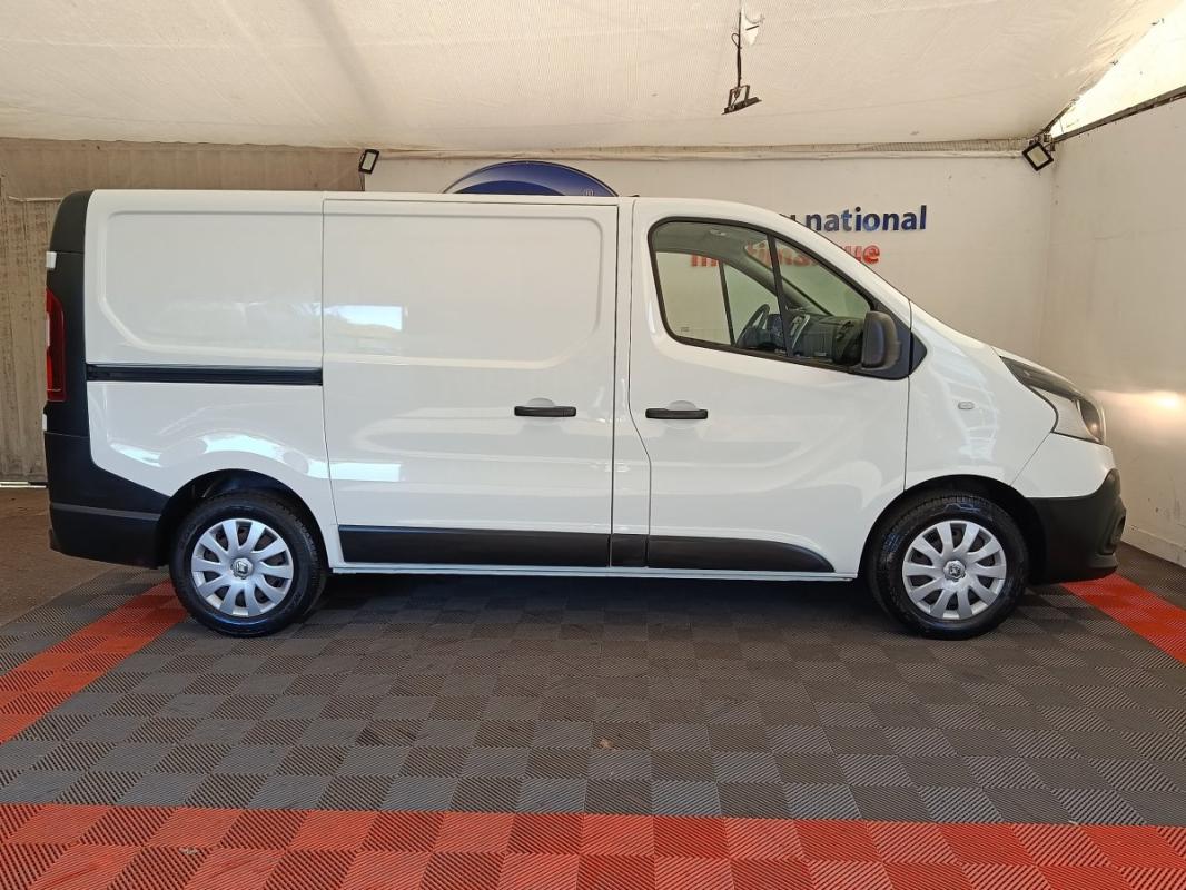 Renault Trafic III FG GCFL1H1 1000 dCi95 isotherme