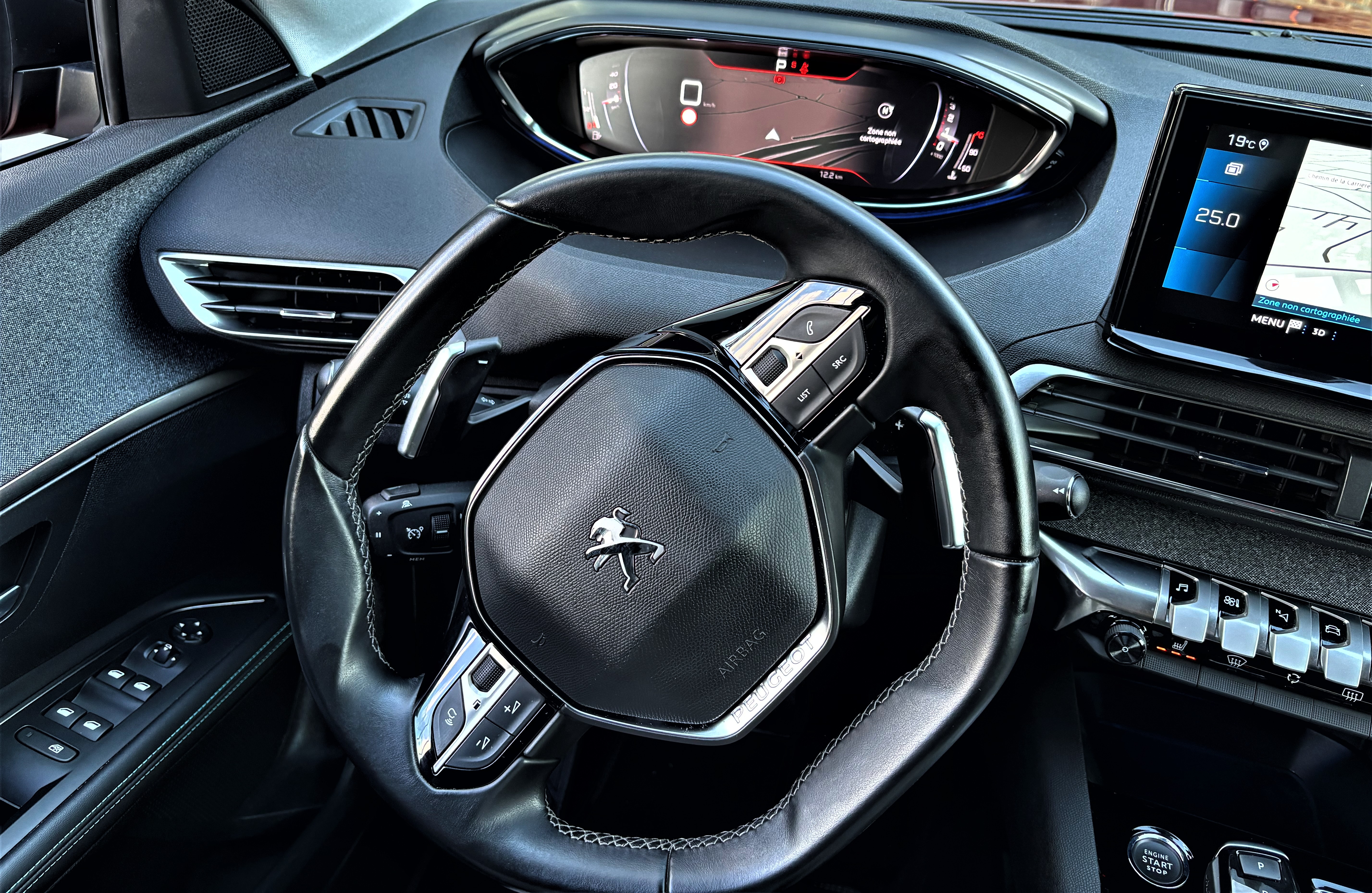Peugeot 5008 II (2) HDI 130 Allure Pack S&S EAT8 Design' 1er Propriétaire