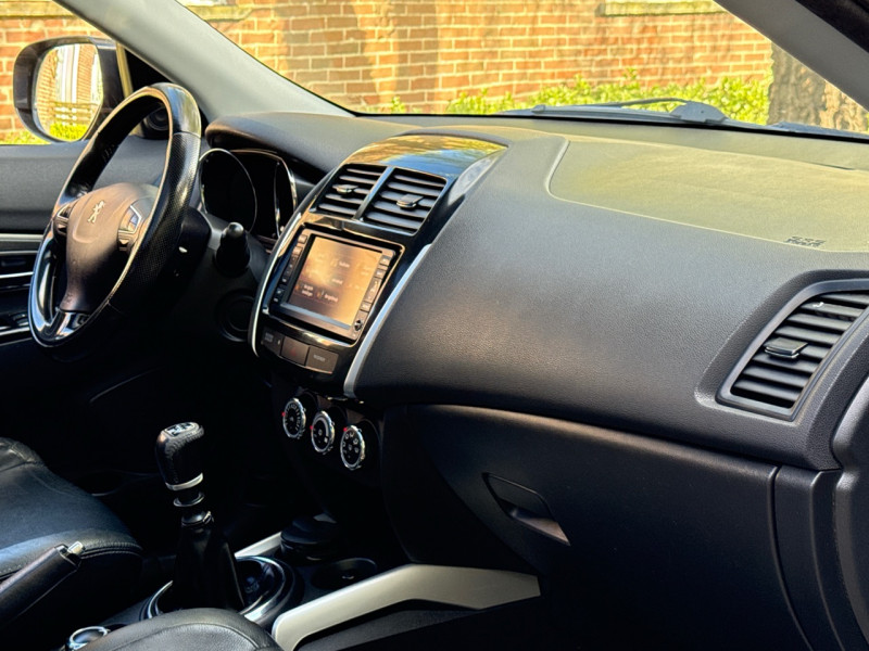 Peugeot 4008 1.8 HDI 150CH 4WD * 1326.000KM * 12/2012 * 1ERE MAIN * TOIT PANO * CAMERA