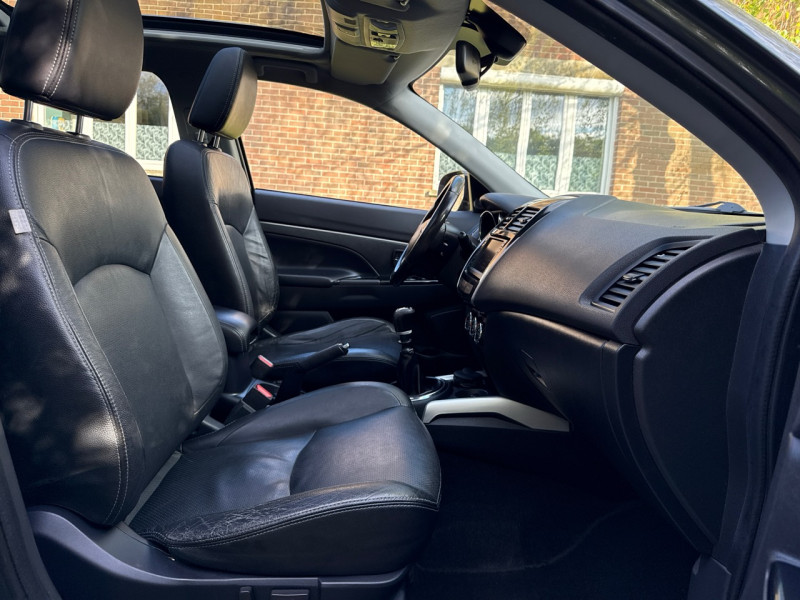 Peugeot 4008 1.8 HDI 150CH 4WD * 1326.000KM * 12/2012 * 1ERE MAIN * TOIT PANO * CAMERA