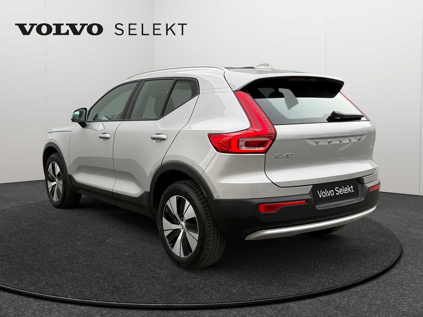 Volvo XC40 XC40 Core, B3 Mild Hybrid, Essence