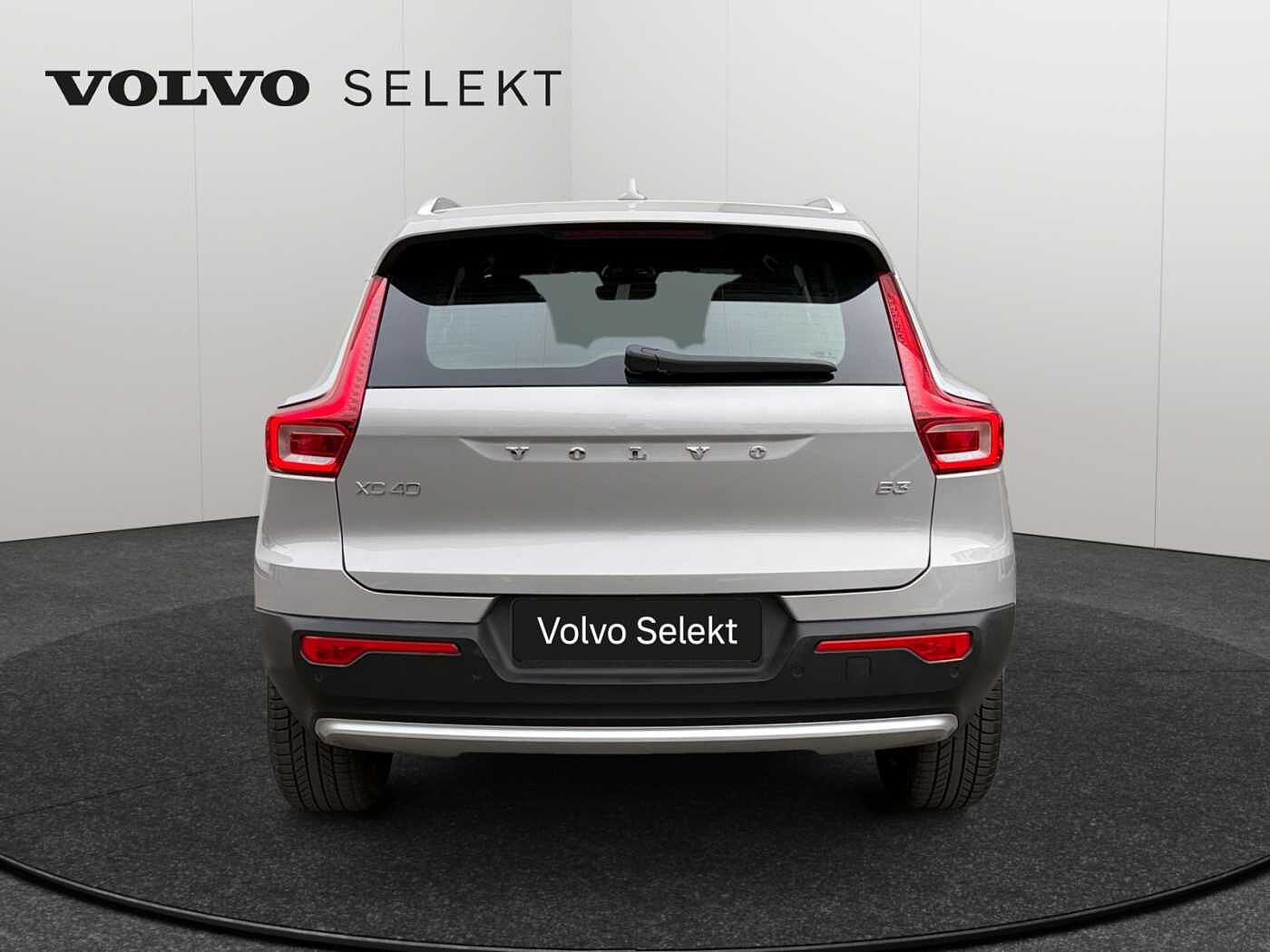 Volvo XC40 XC40 Core, B3 Mild Hybrid, Essence