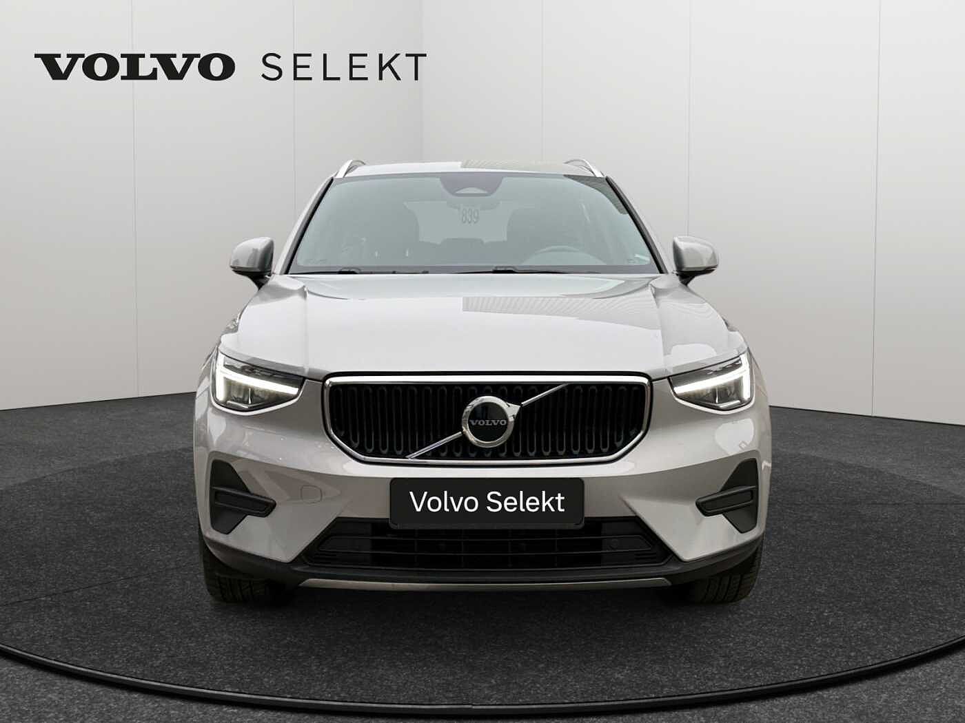 Volvo XC40 XC40 Core, B3 Mild Hybrid, Essence