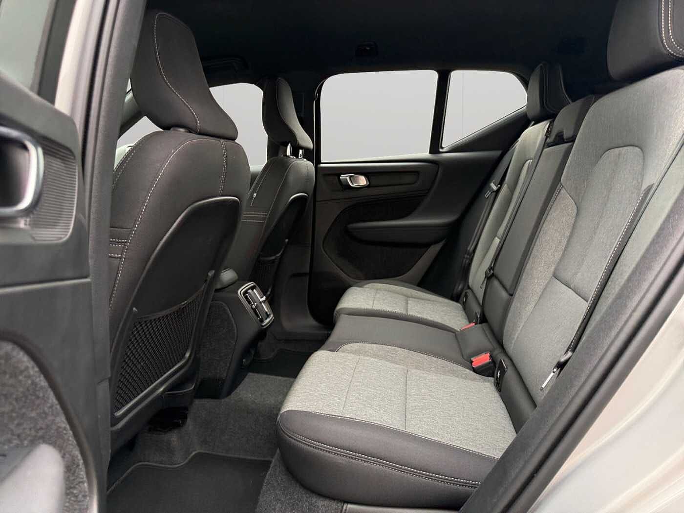 Volvo XC40 XC40 Core, B3 Mild Hybrid, Essence