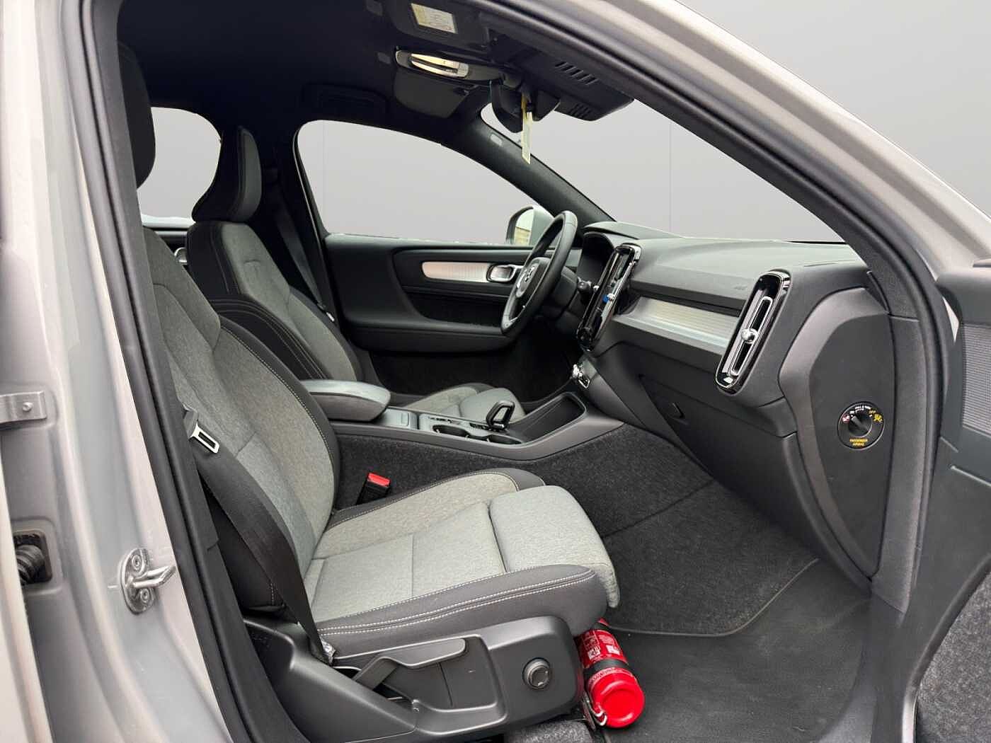 Volvo XC40 XC40 Core, B3 Mild Hybrid, Essence