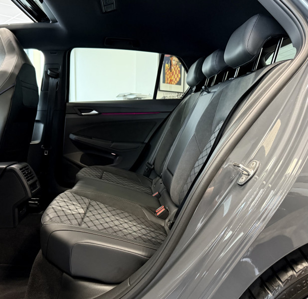 Volkswagen GOLF VIII 2.0 TDI 150CH R-LINE DSG7