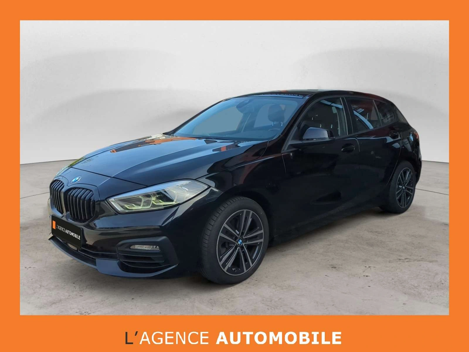 BMW 118 Sport Line / Caméra / Grand Ecran / Garantie 12 à 48 Mois