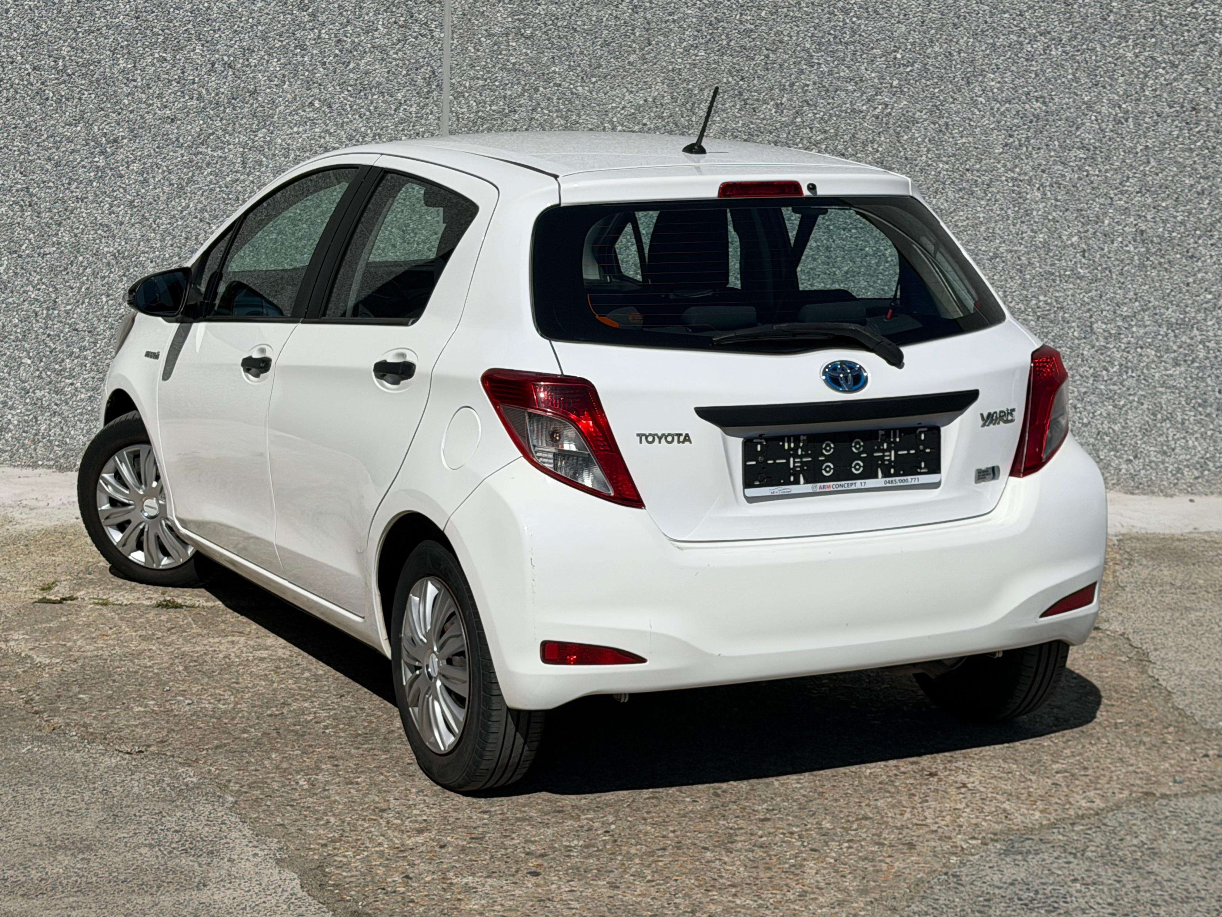 Toyota Yaris 1.5 Hybride 2013 EURO 5 GARANTIE 12 Mois