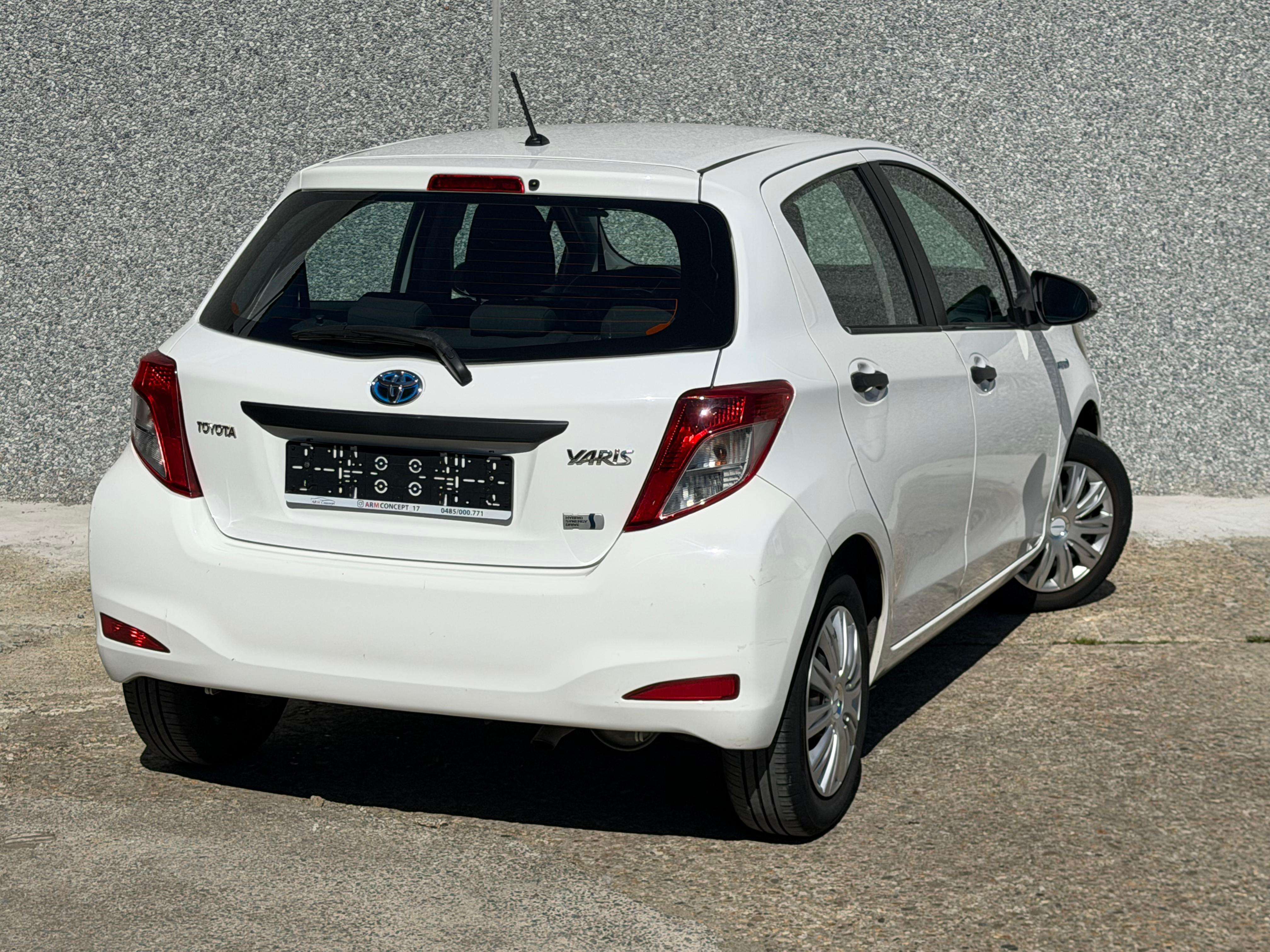Toyota Yaris 1.5 Hybride 2013 EURO 5 GARANTIE 12 Mois