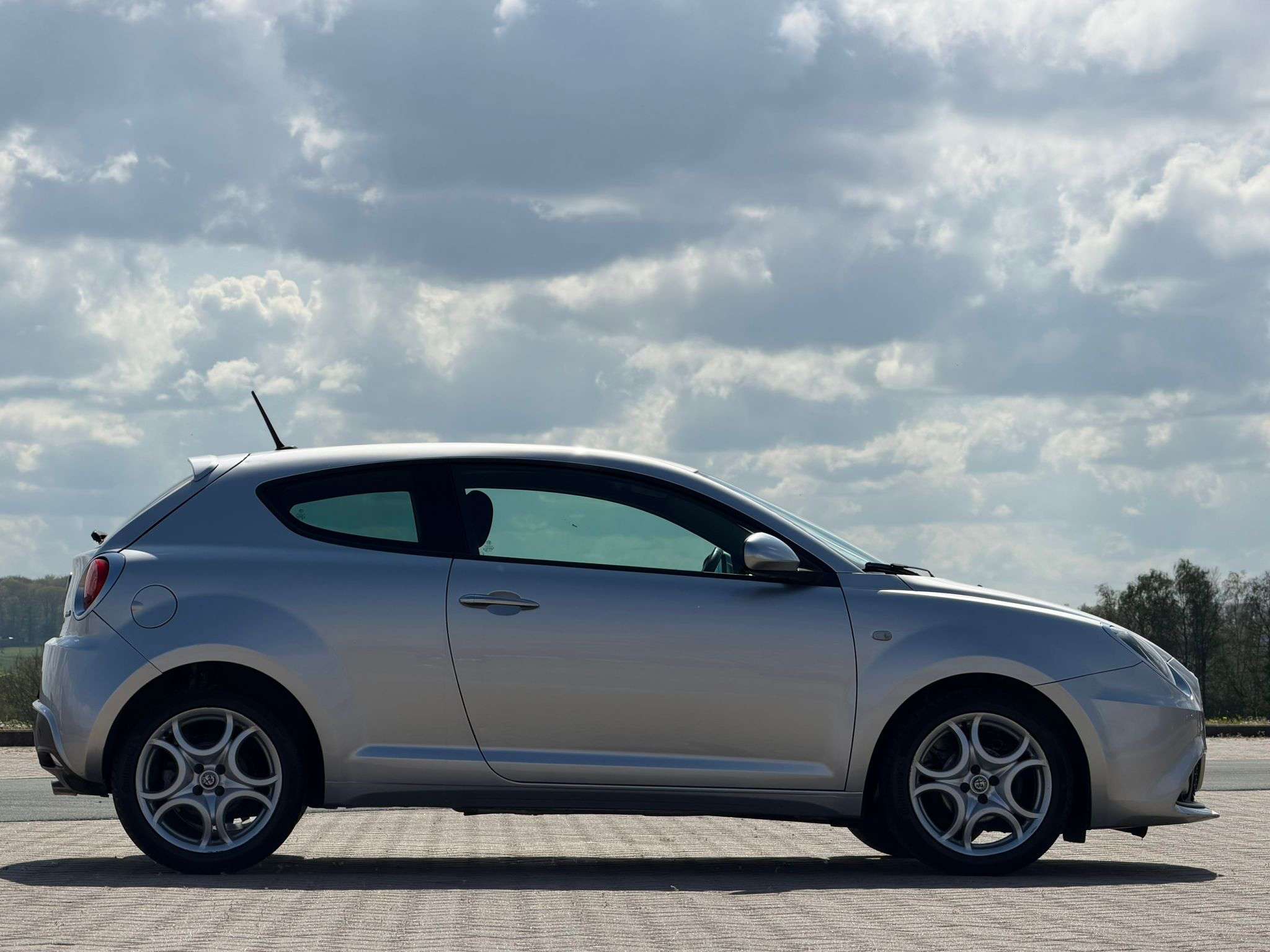 Alfa Romeo MiTo • TRES PROPRE • ROULE PARFAITEMENT • EURO 6B