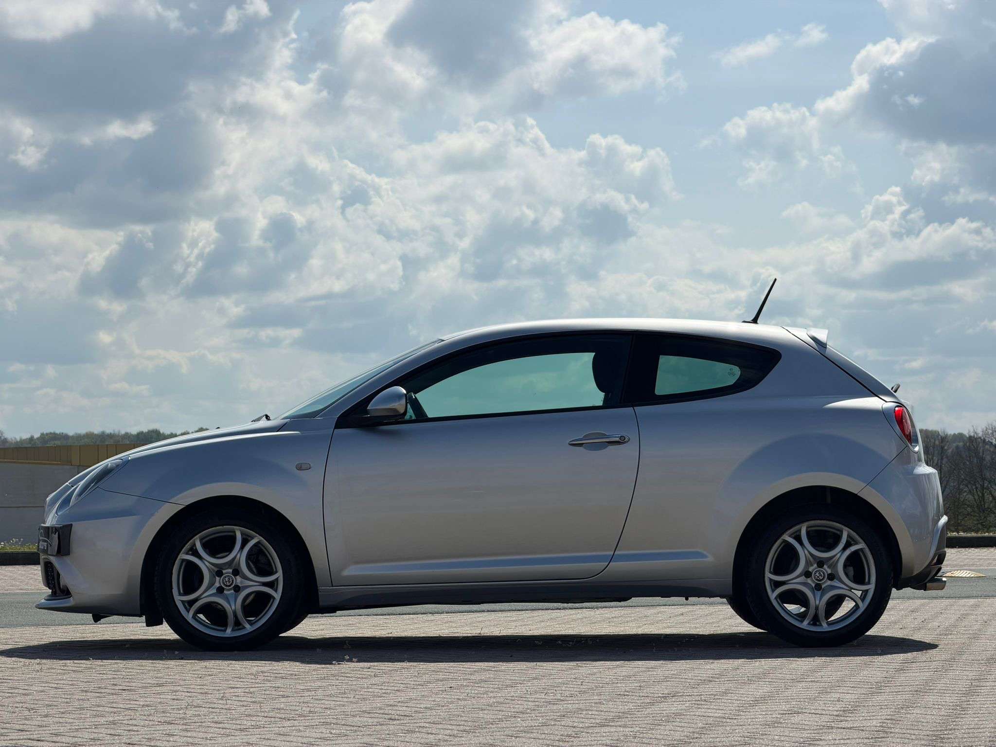 Alfa Romeo MiTo • TRES PROPRE • ROULE PARFAITEMENT • EURO 6B