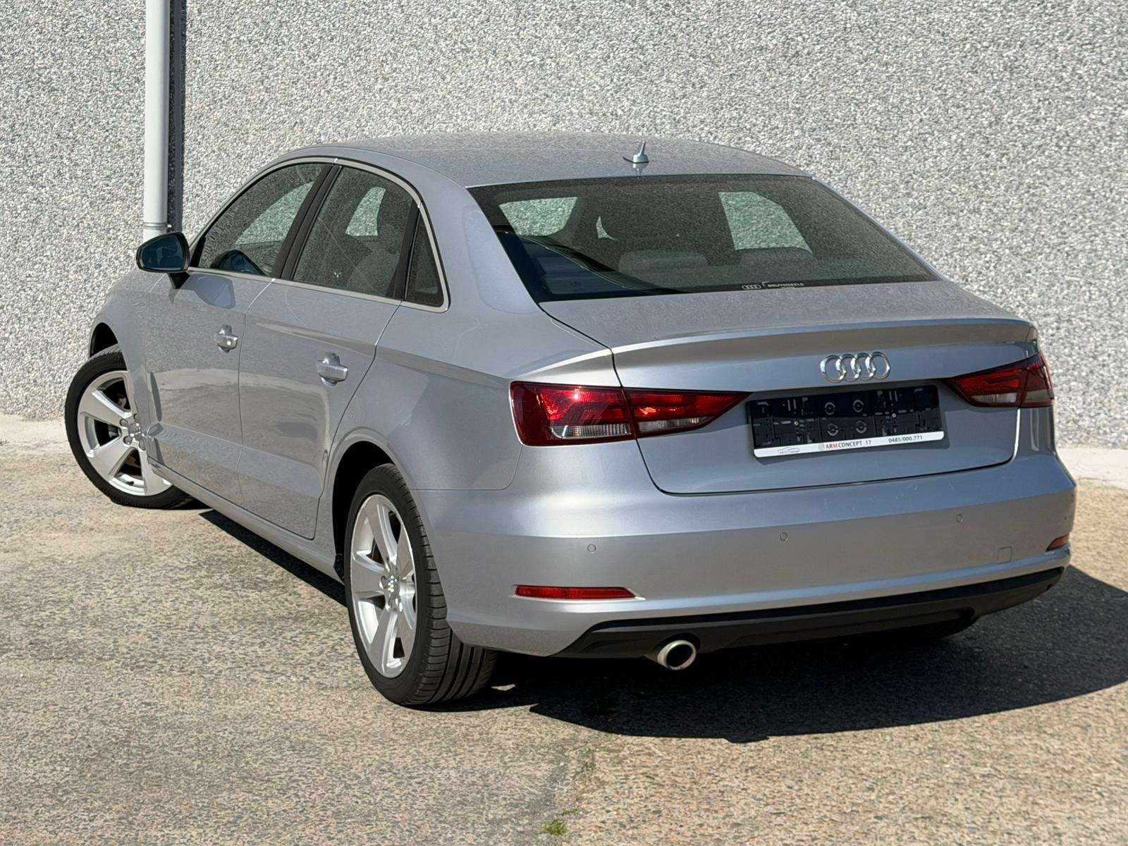 Audi A3 A3 1.6 TDi Diesel 2015 EURO 6B feuille rose