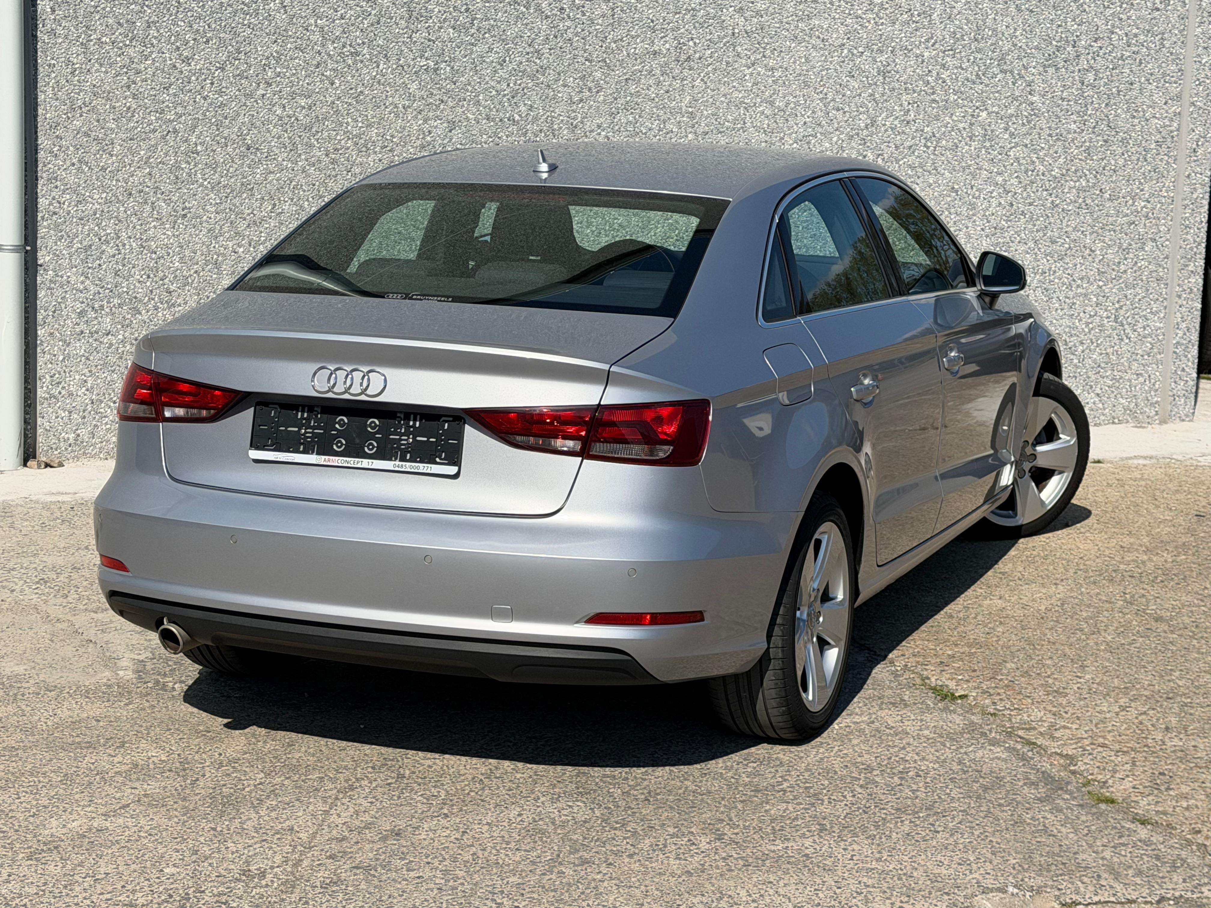 Audi A3 A3 1.6 TDi Diesel 2015 EURO 6B feuille rose