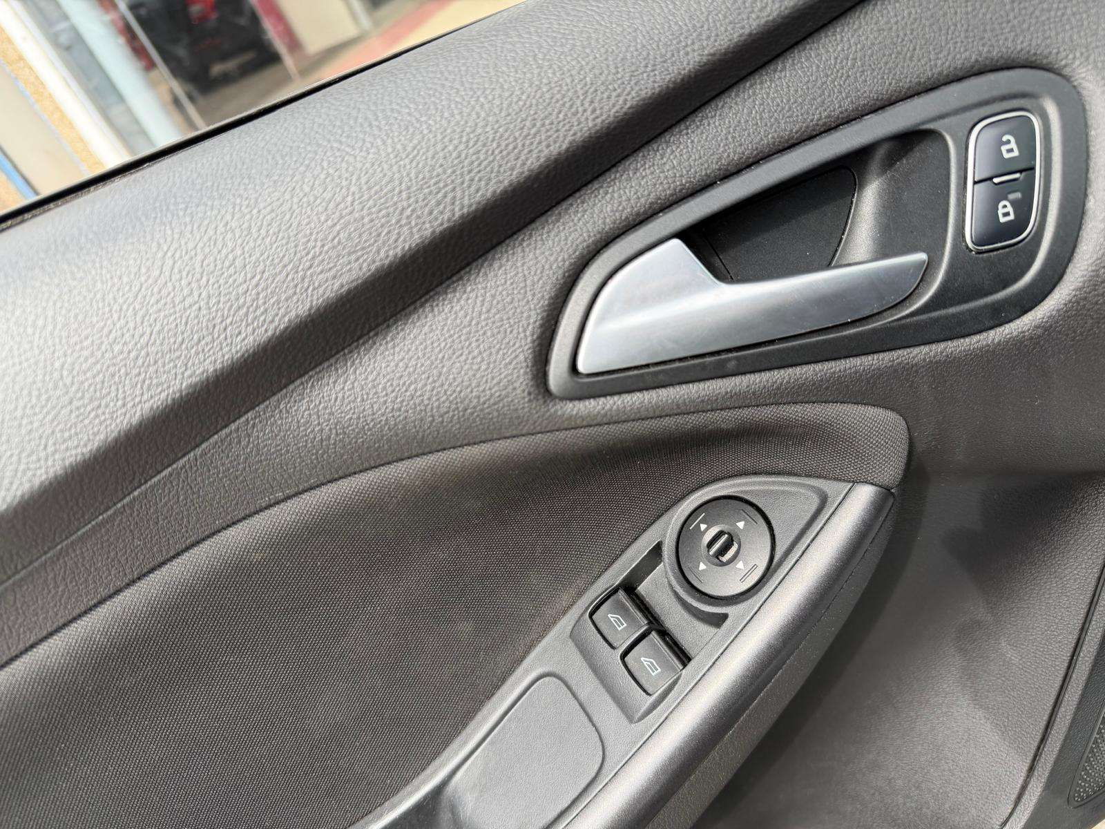 Ford Focus Focus 1.0 EcoBooss/AIRCO/88.000KM/GARANTIE 12 MOIS
