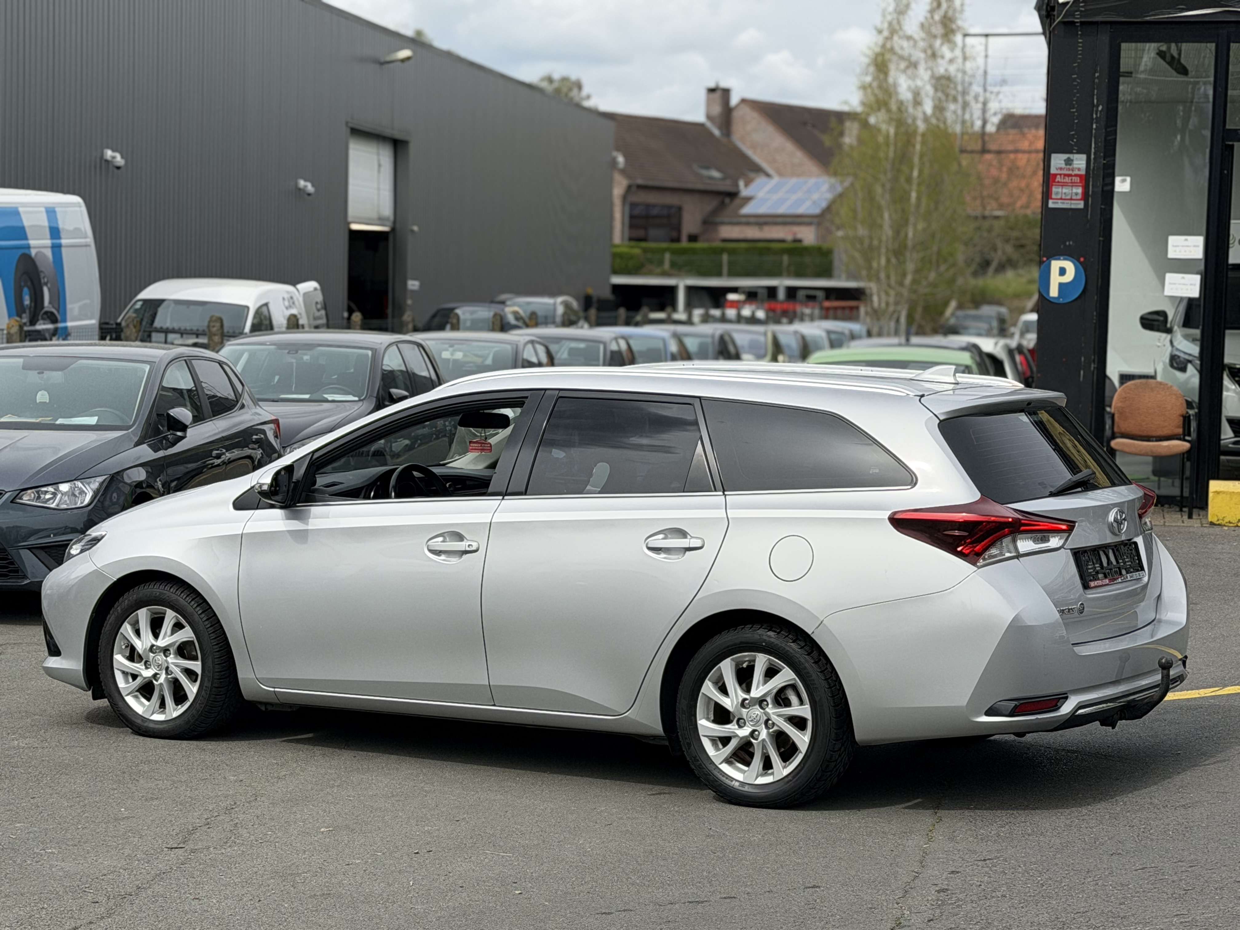 Toyota Auris SW 1.6 D-4D*NAVI*CAMERA*Garantie 12 Mois