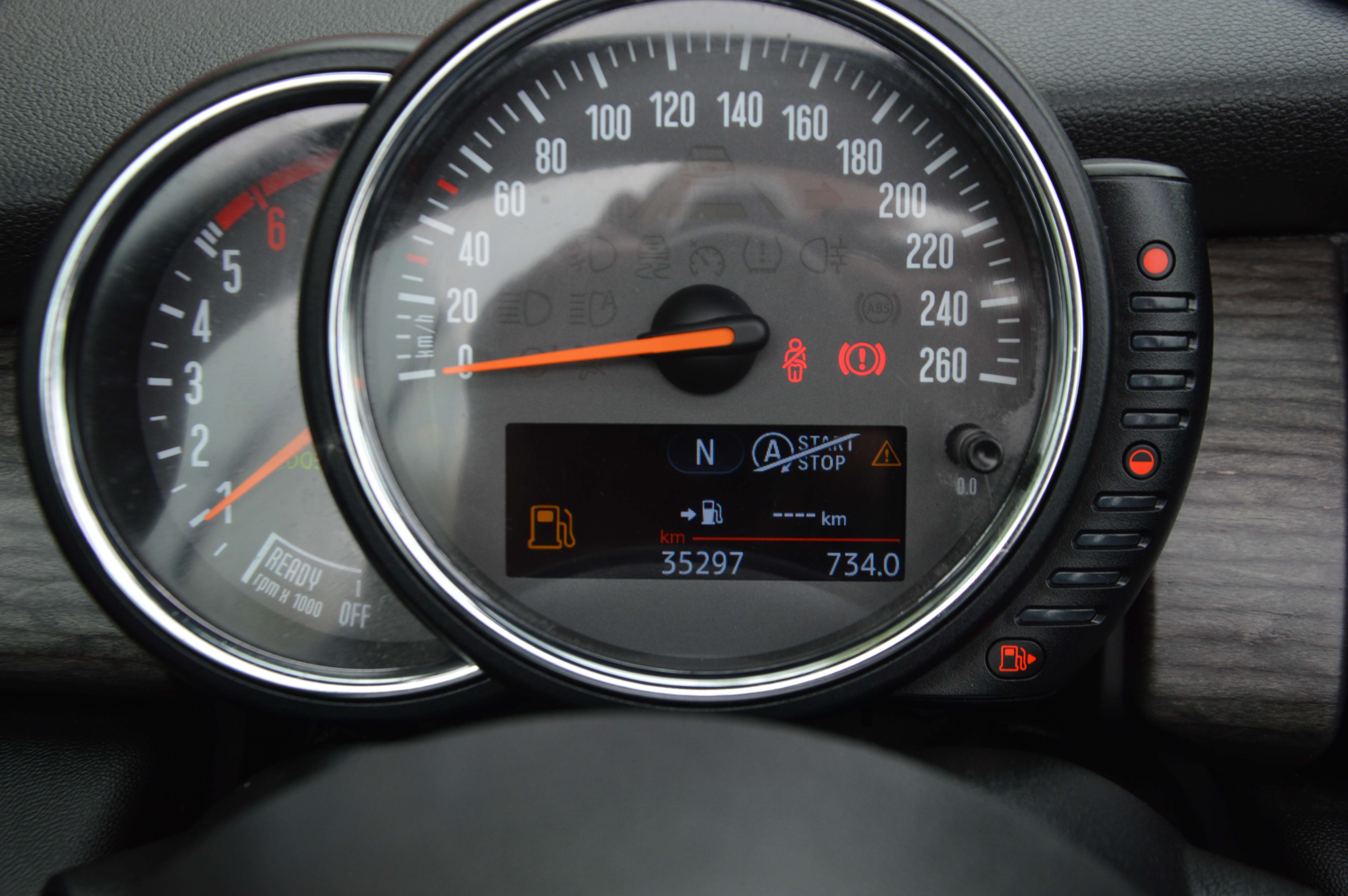 MINI Cooper D Cabrio 1.5D Cooper NAV CAM CLIM CRUIS 35.297KM