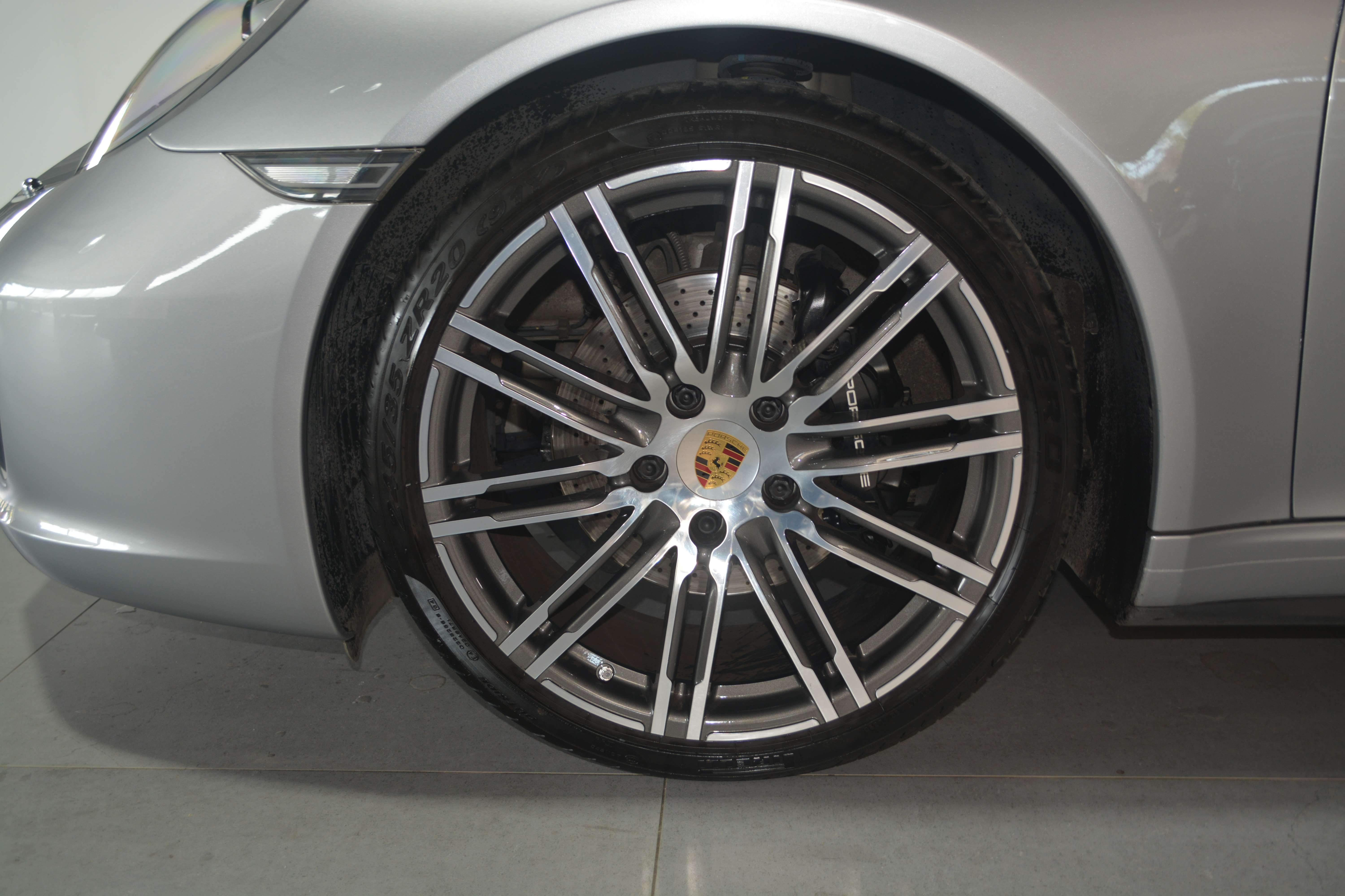 Porsche 991 3.0 L CARRERA 4 TARGA /SPORTUITLAAT / NAVI + CAMERA / 90.902 + BTW