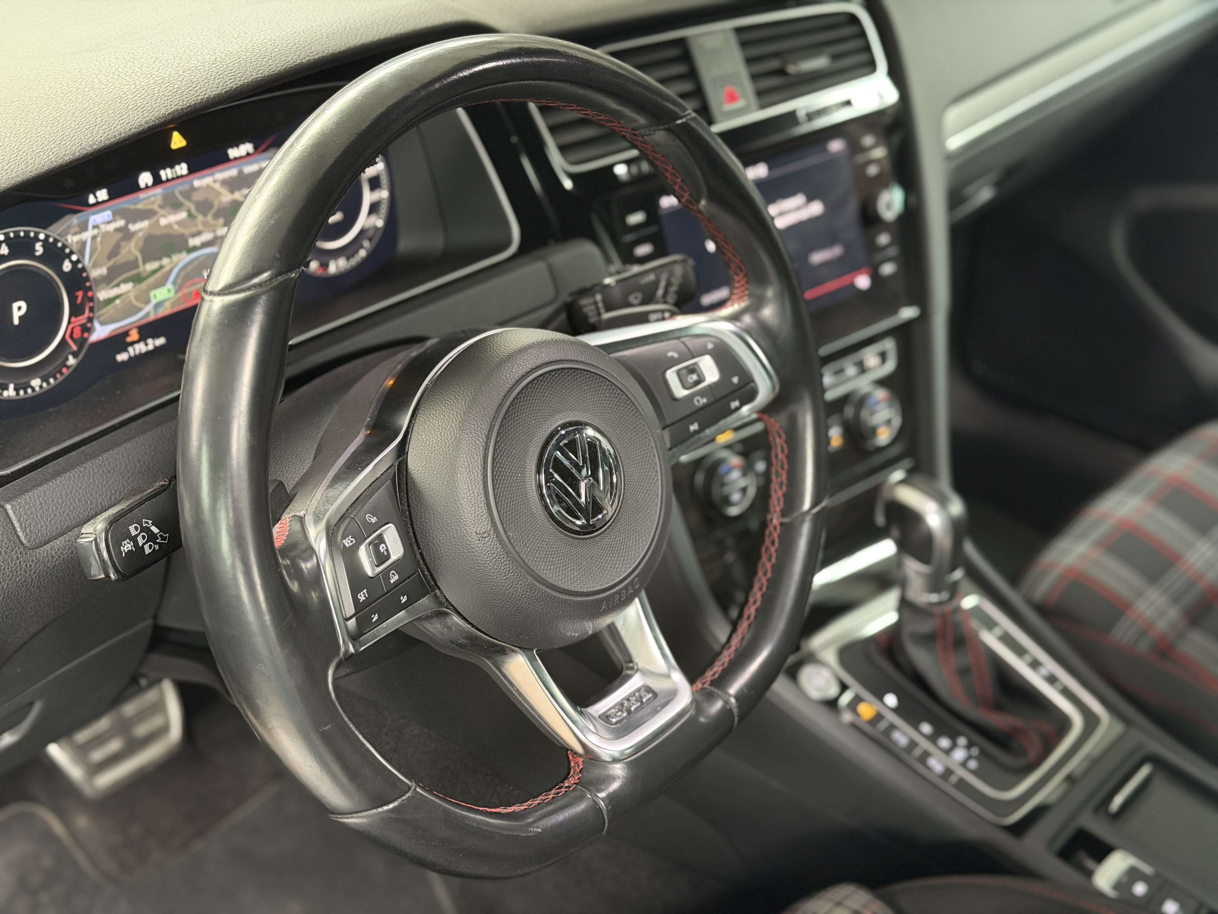 Volkswagen Golf GTI 2.0 TSI DSG * CARPLAY * COCKPIT * PRETORIA * CLIM