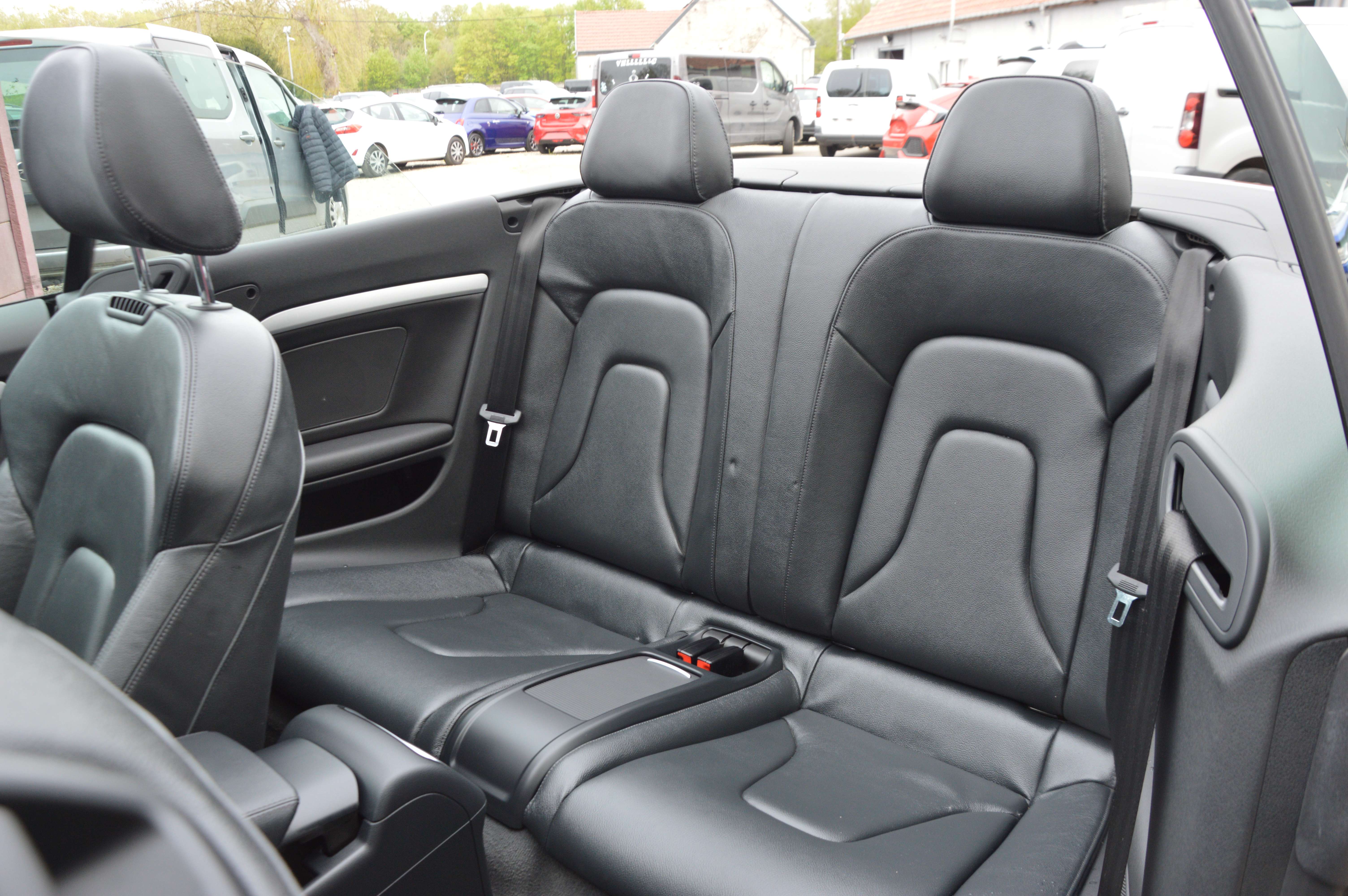 Audi A5 Cabriolet 1.8TFSI S-LINE BOITE AUT NAV 23.124KM
