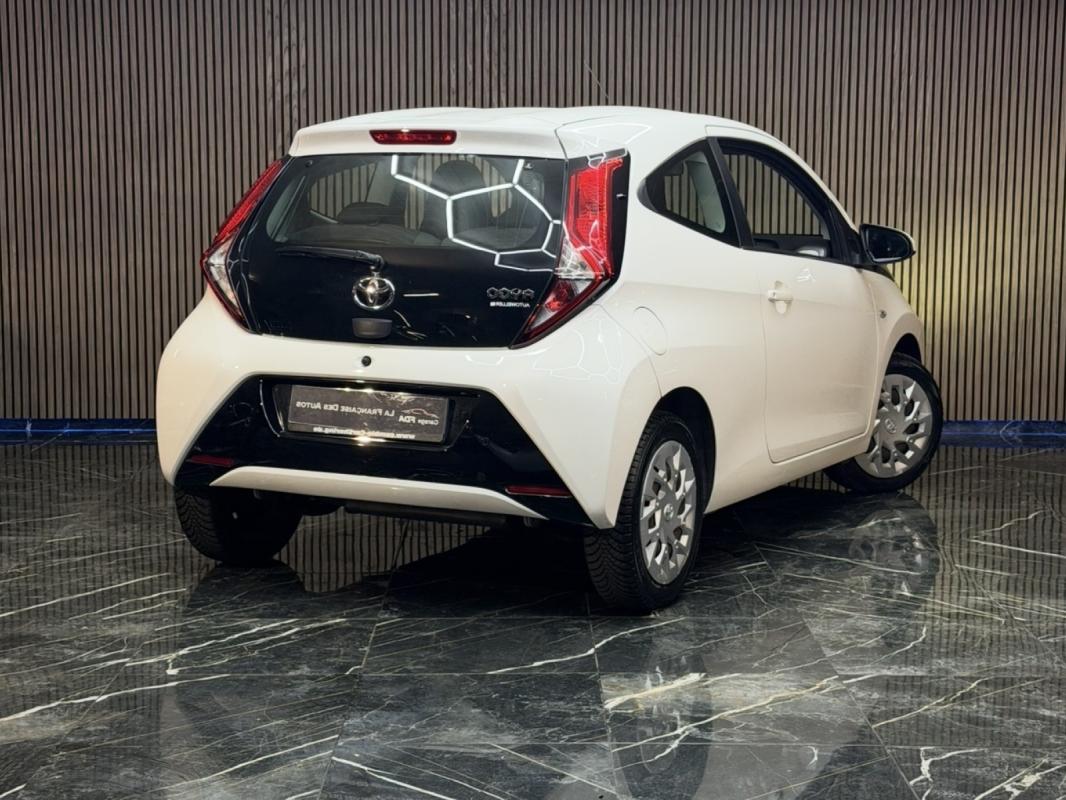 Toyota Aygo MY19 1.0 VVT-i x-shift x-play