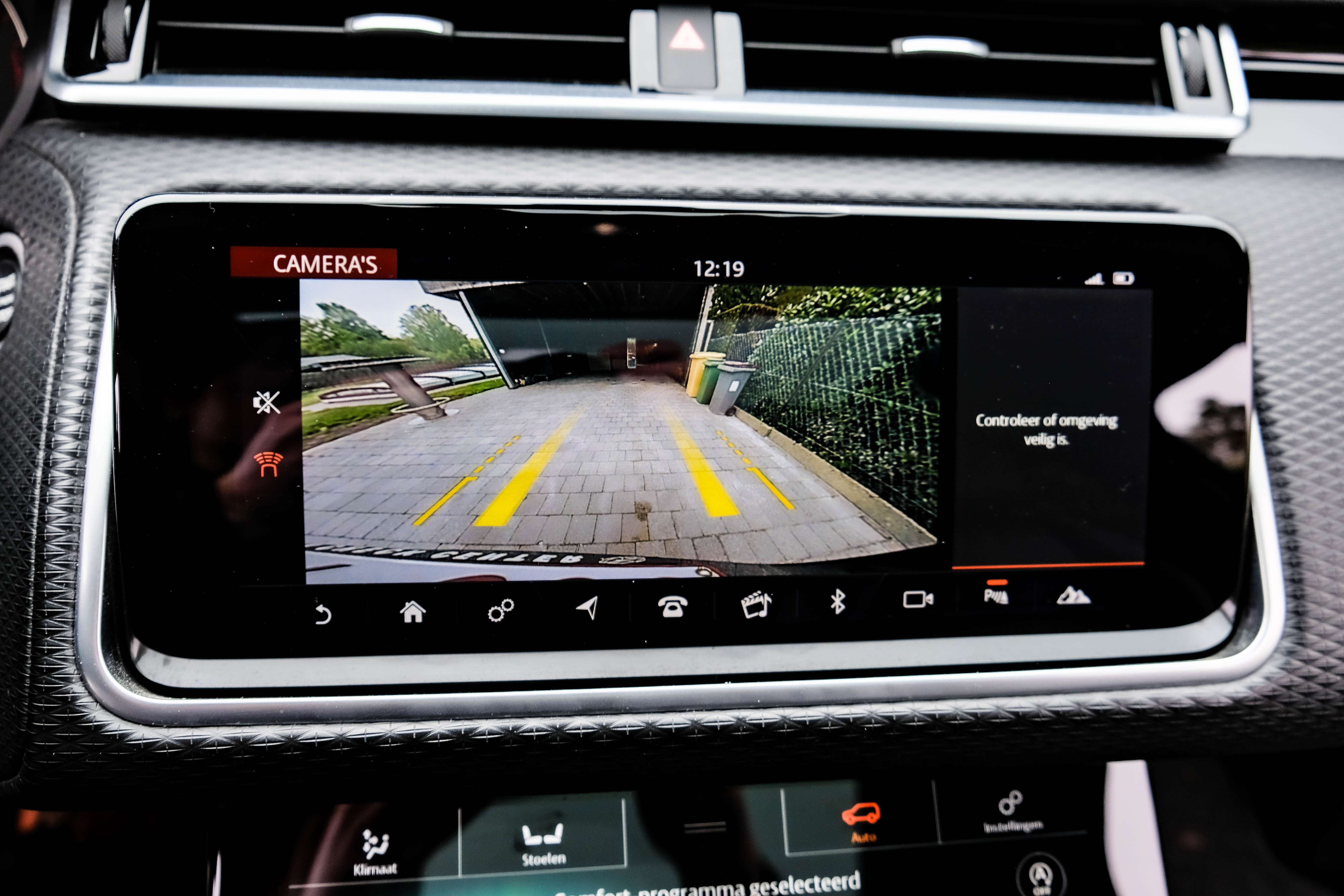 Land Rover Range Rover Velar R-Dynamic S 241pk OpenDak Meridian Historiek
