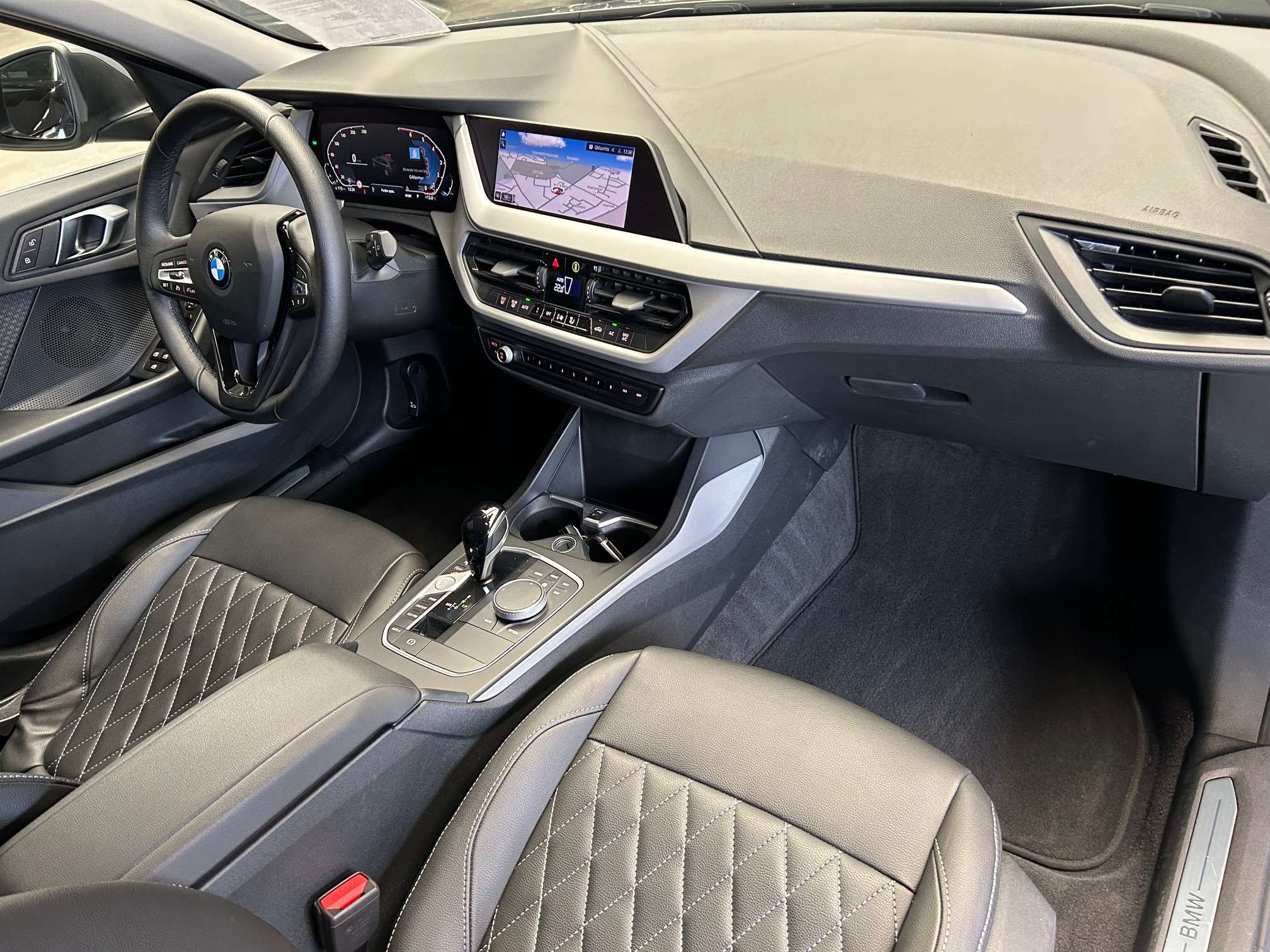 BMW 116 iA Alu16"/Led/Leder/Gps/Dab/Pdc/Carplay *1j garantie*