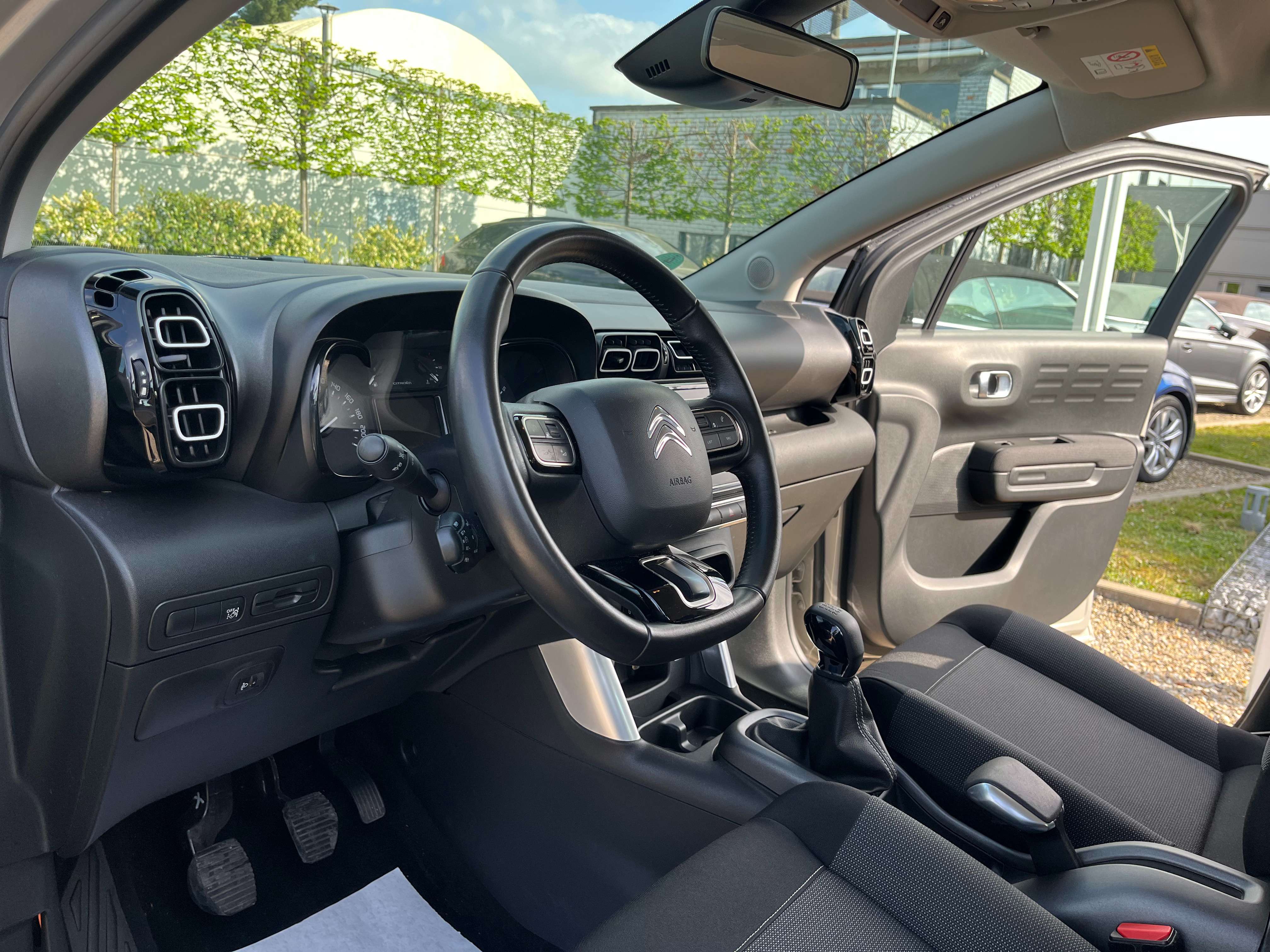 Citroen C3 Aircross 1.2*GARANTIE*1ER PROPRIETAIRE*CARPLAY*NAVI*