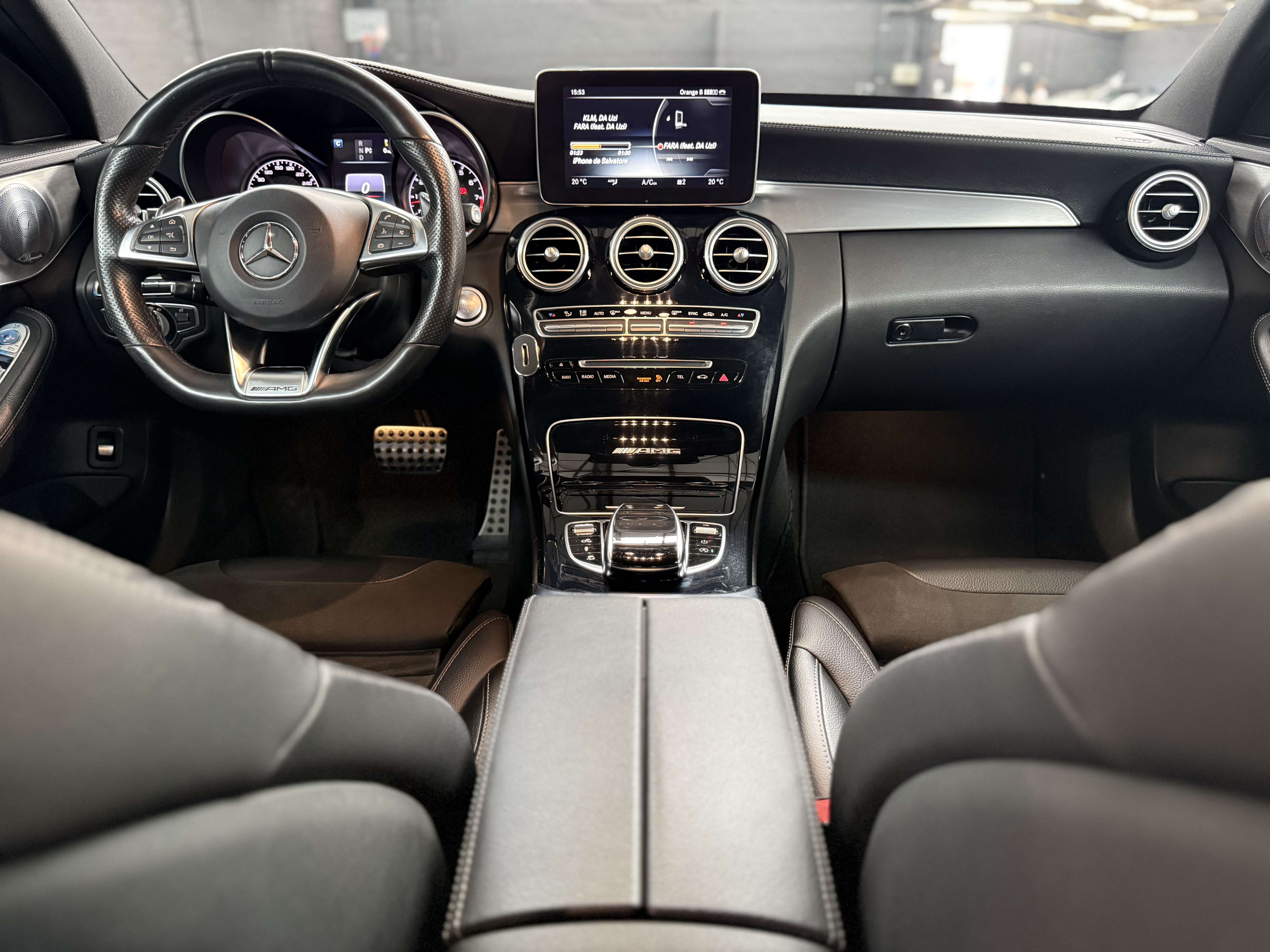 Mercedes-Benz C 63 AMG CARNET COMPLET * CAMERA 360 * BURMESTER * SIEGE CH