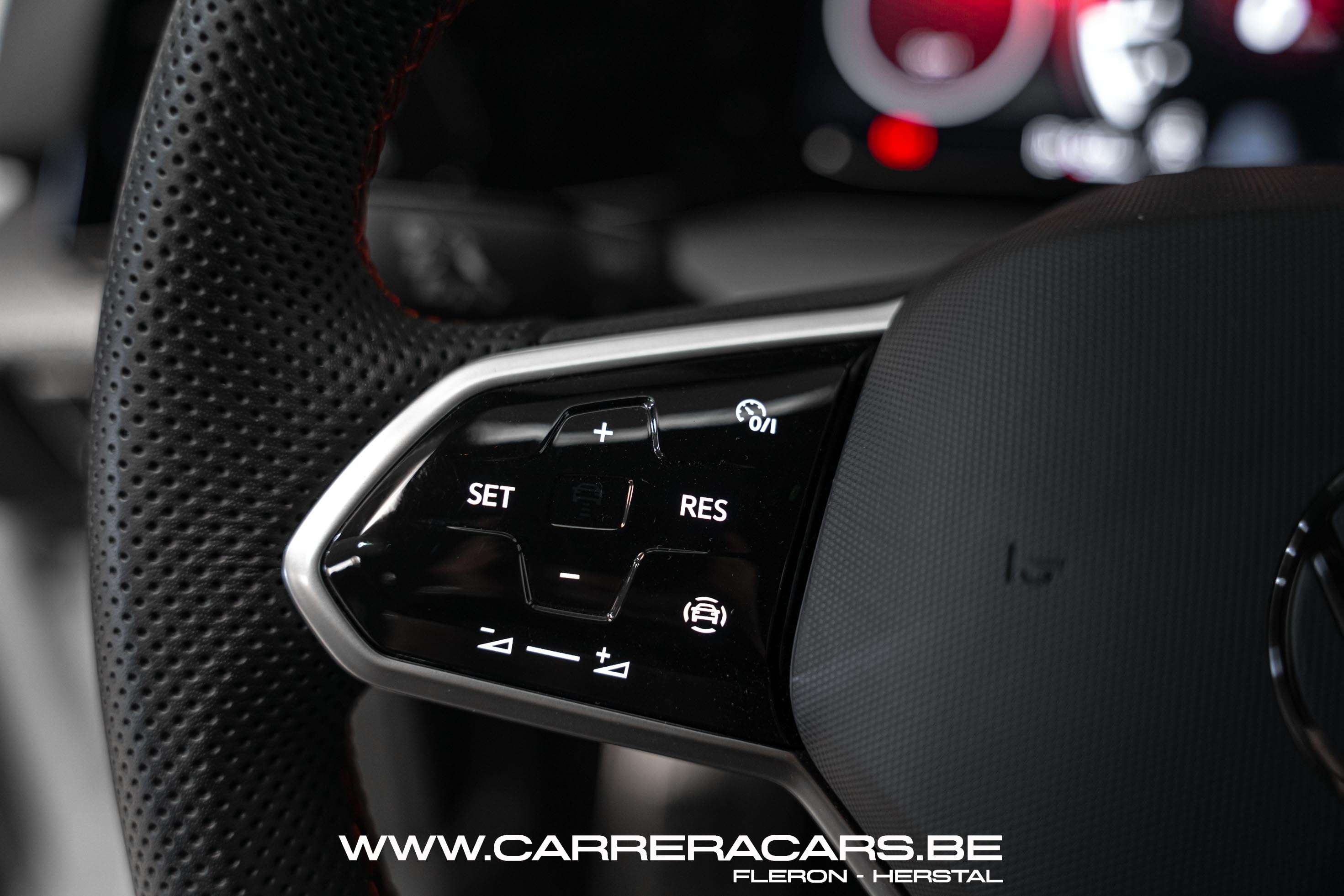 Volkswagen Golf GTI VIII 2.0 TSI*|NEW*NAVI*MANUELLE*KEYLESS*CARPLAY*WINTER PACK*CRUISE ADAPTATIF*3000KM*CLARK PLAID*GARANTIE 2ANS*|