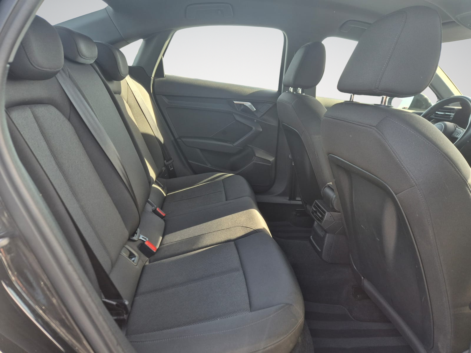 Audi A3 30 TFSI S line / Carplay / GPS / Audi Pre-Sense / Garantie 12 Mois