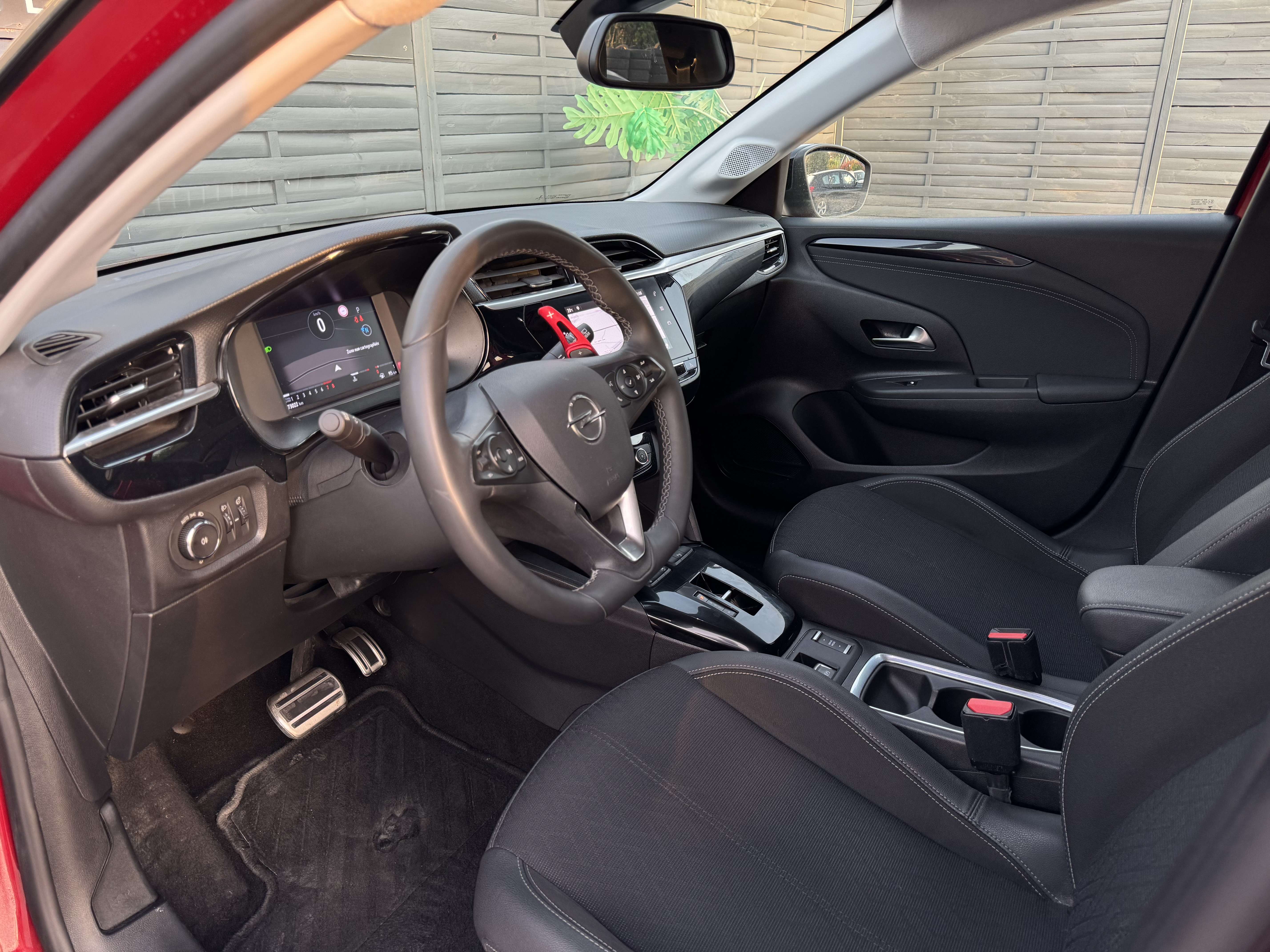 Opel Corsa 1.2 Turbo */*BOITE AUTO+CAR PLAY+1er Proprio */*