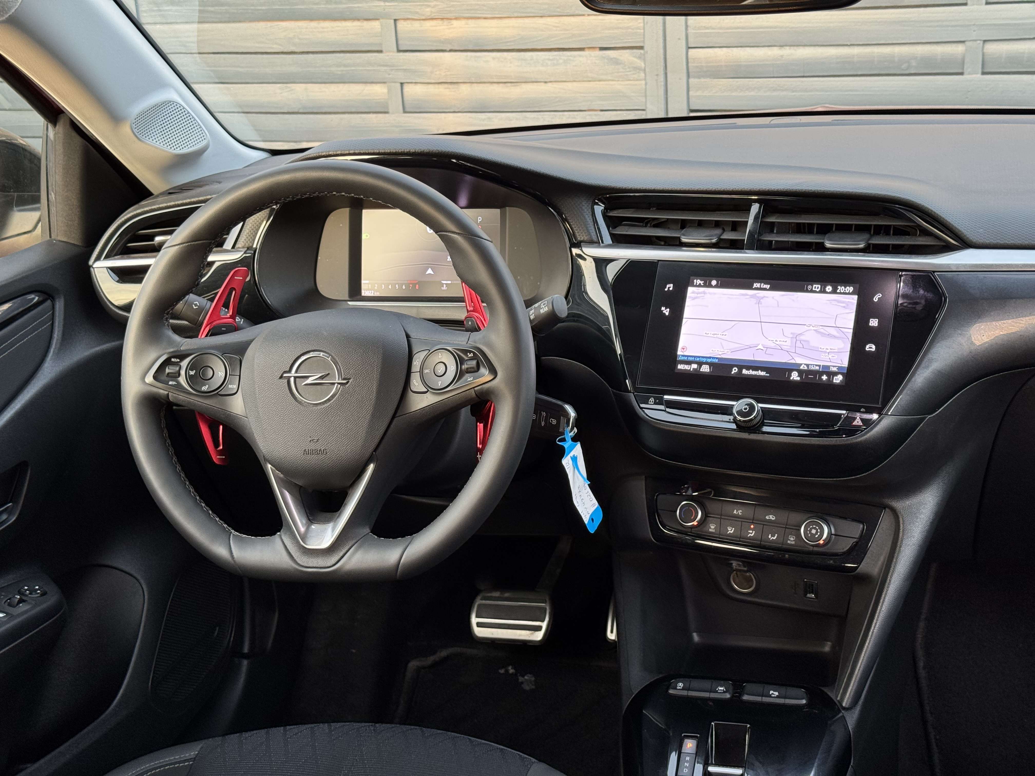 Opel Corsa 1.2 Turbo */*BOITE AUTO+CAR PLAY+1er Proprio */*
