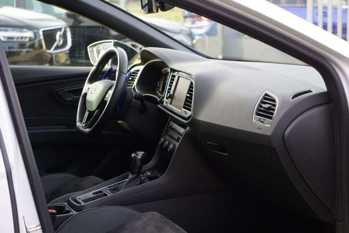 SEAT Leon CUPRA 2.0 TSI 300cv 4Drive DSG COCKPIT TOIT-PANO