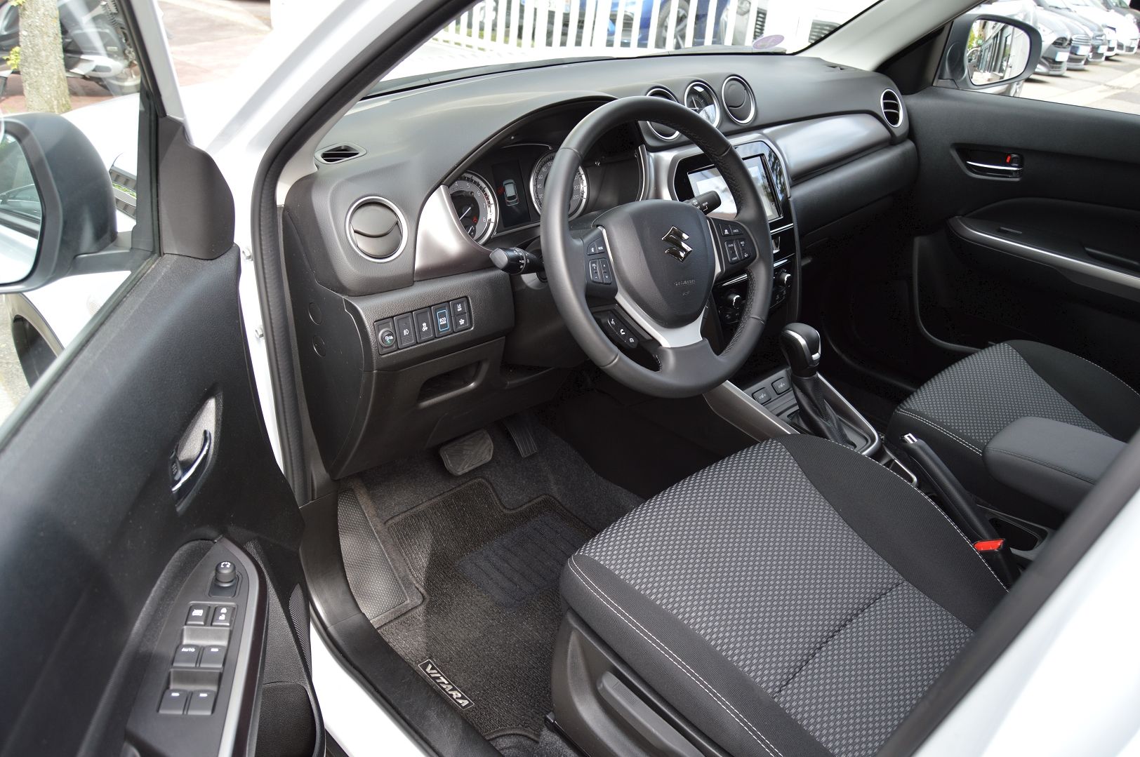 Suzuki VITARA 1.5 DUALJET HYBRID 115CH PRIVILEGE AUTO