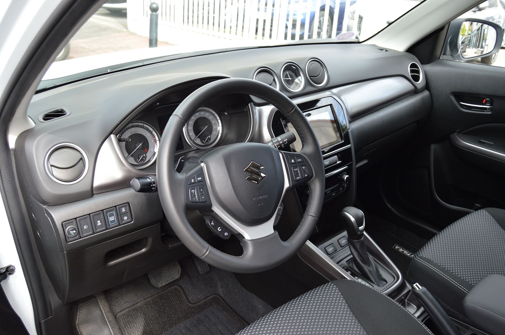 Suzuki VITARA 1.5 DUALJET HYBRID 115CH PRIVILEGE AUTO