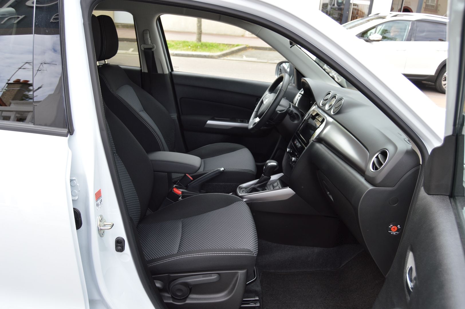 Suzuki VITARA 1.5 DUALJET HYBRID 115CH PRIVILEGE AUTO