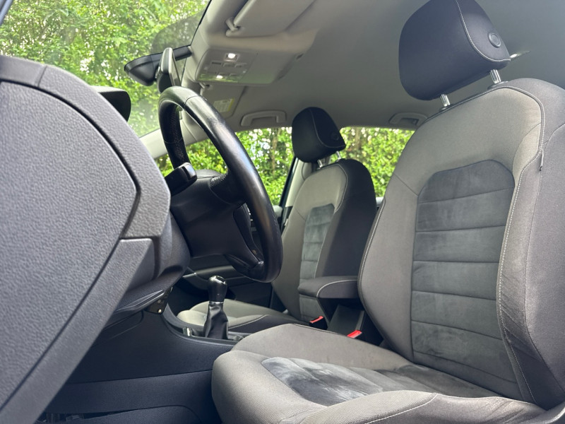 Volkswagen GOLF VII 1.6 TDI 105CH TRENDLINE 5P * 150.000KM * 2014 * GARANTIE