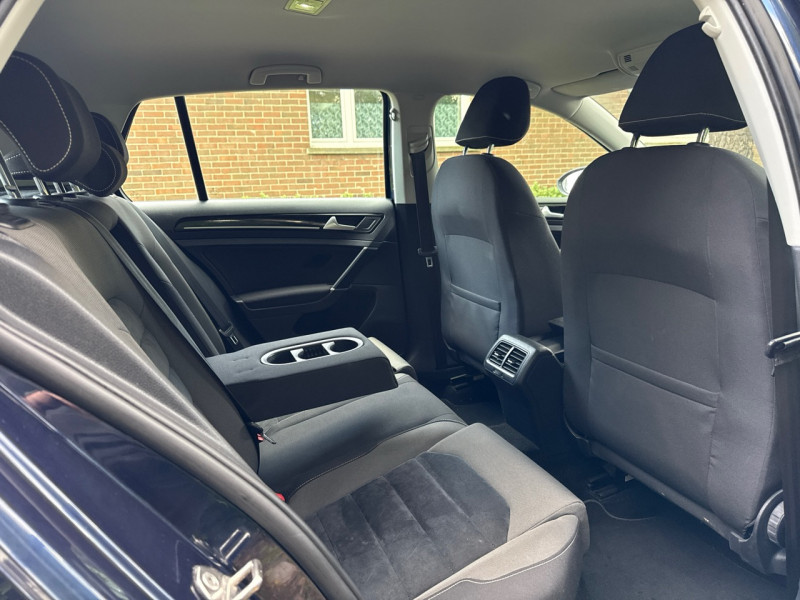 Volkswagen GOLF VII 1.6 TDI 105CH TRENDLINE 5P * 150.000KM * 2014 * GARANTIE