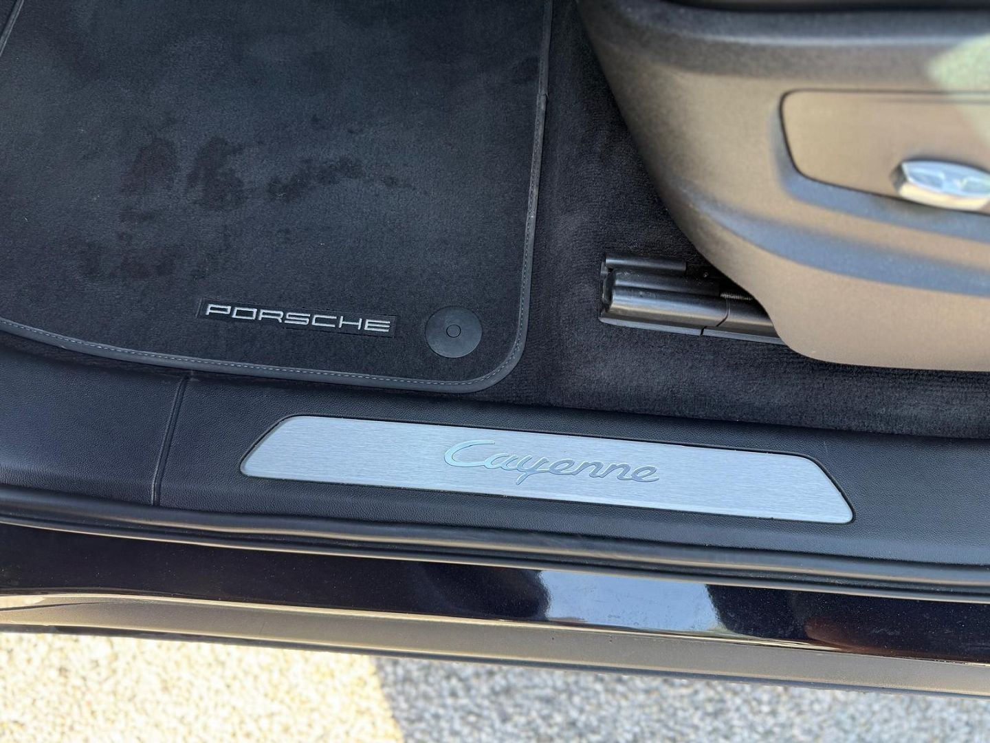 Porsche CAYENNE (9YA) 3.0 V6 462CH E-HYBRID