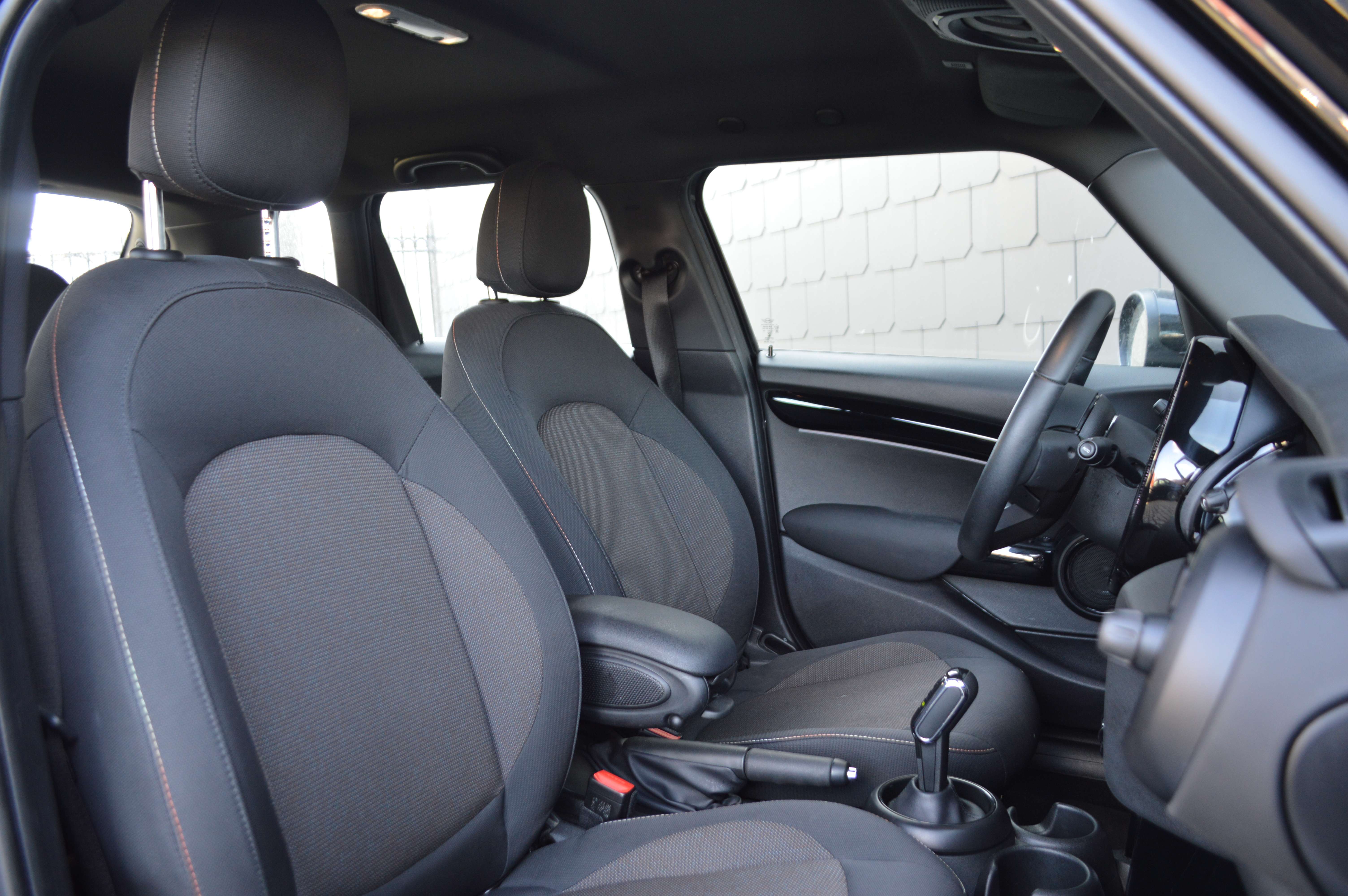 MINI Cooper 🔴🆕🔴 1.5Automatique Cooper GARANTIE 1HAND CARNET MINI CARPASS CARPLAY PDC