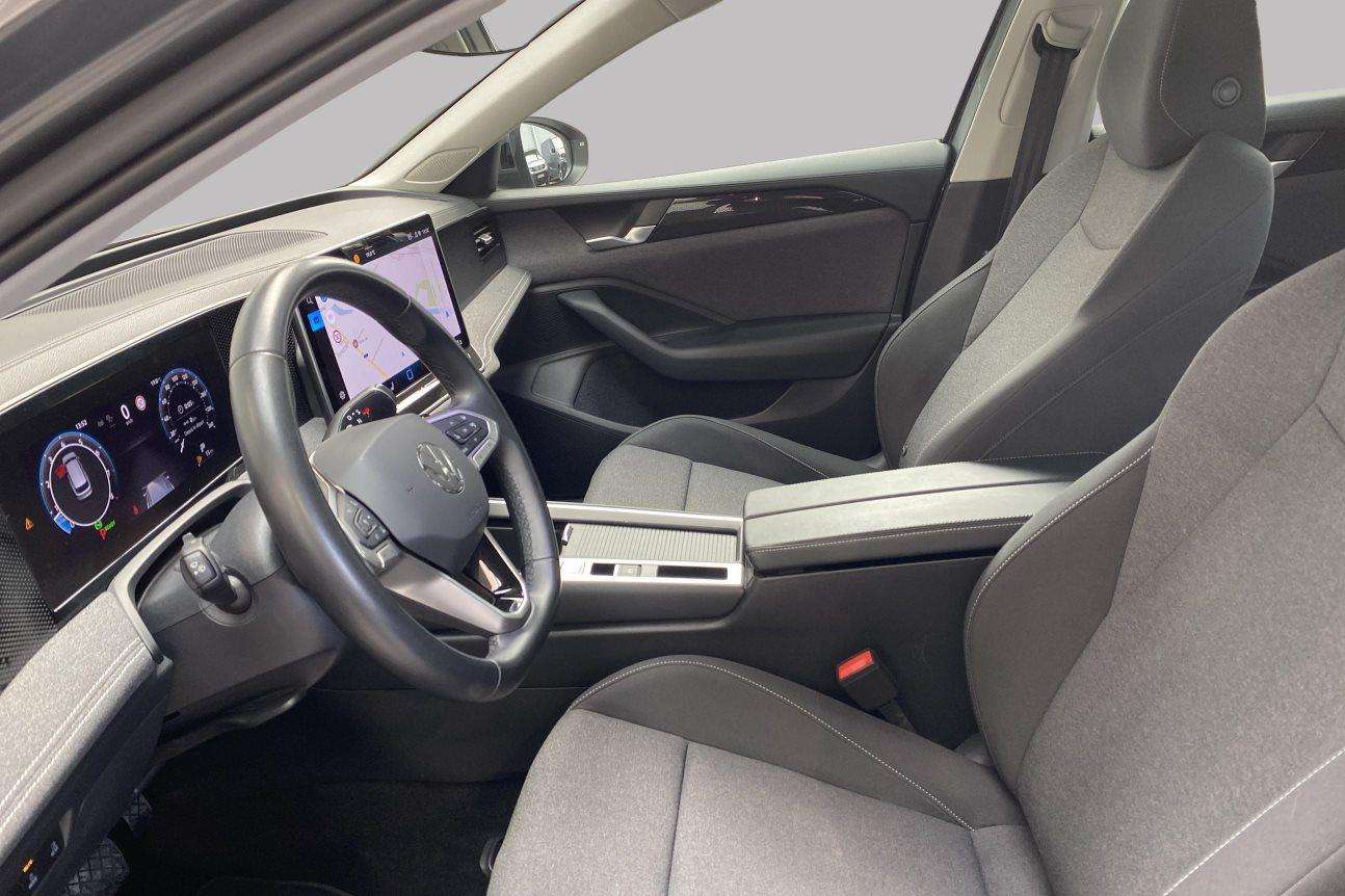 Volkswagen Passat Variant 1.5 eTSI DSG7 Business Premium