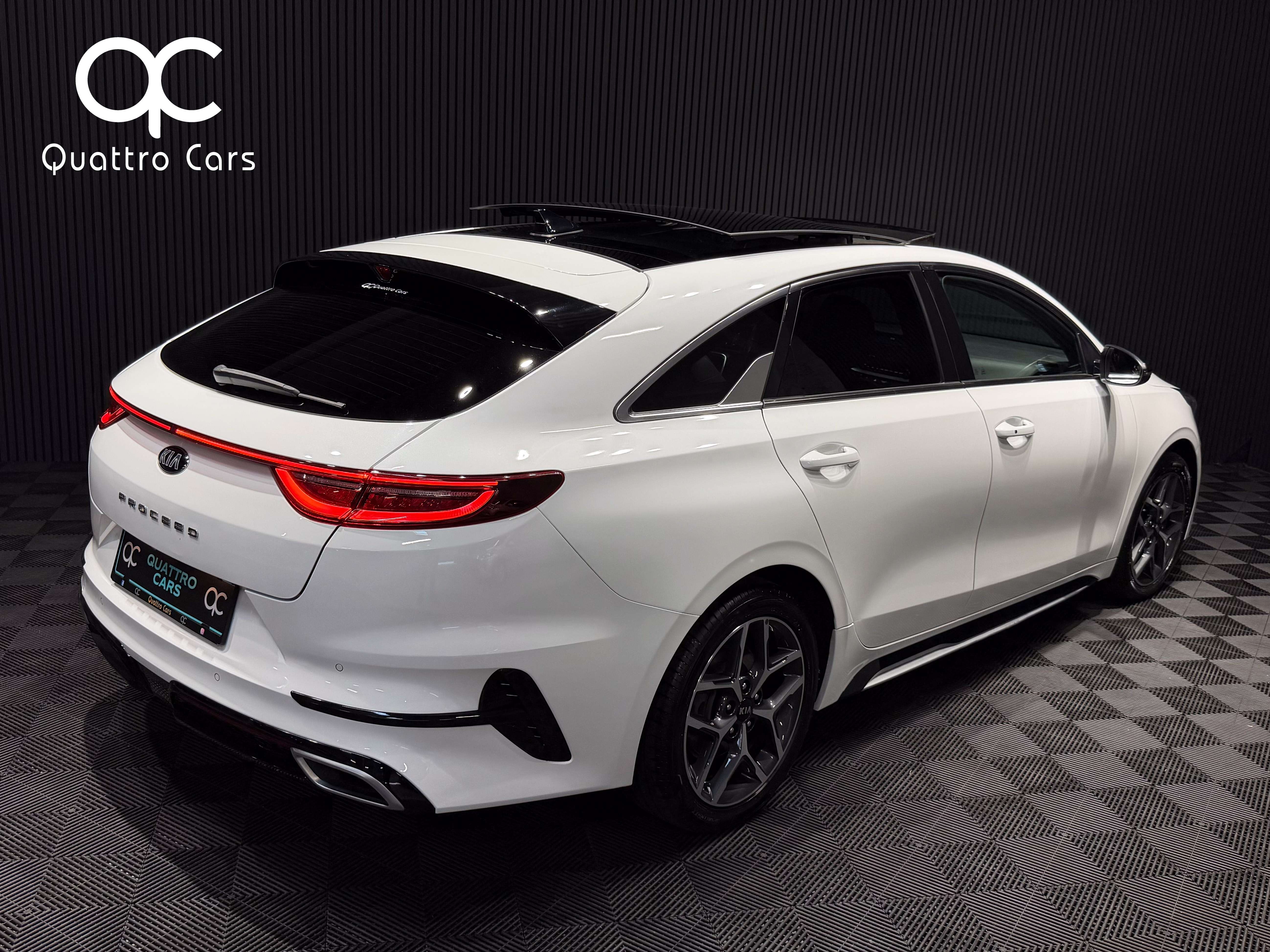 Kia ProCeed / pro_cee'd 1.6 CRDi GT-Line - 1ère main - TVAC - Carnet complet KIA