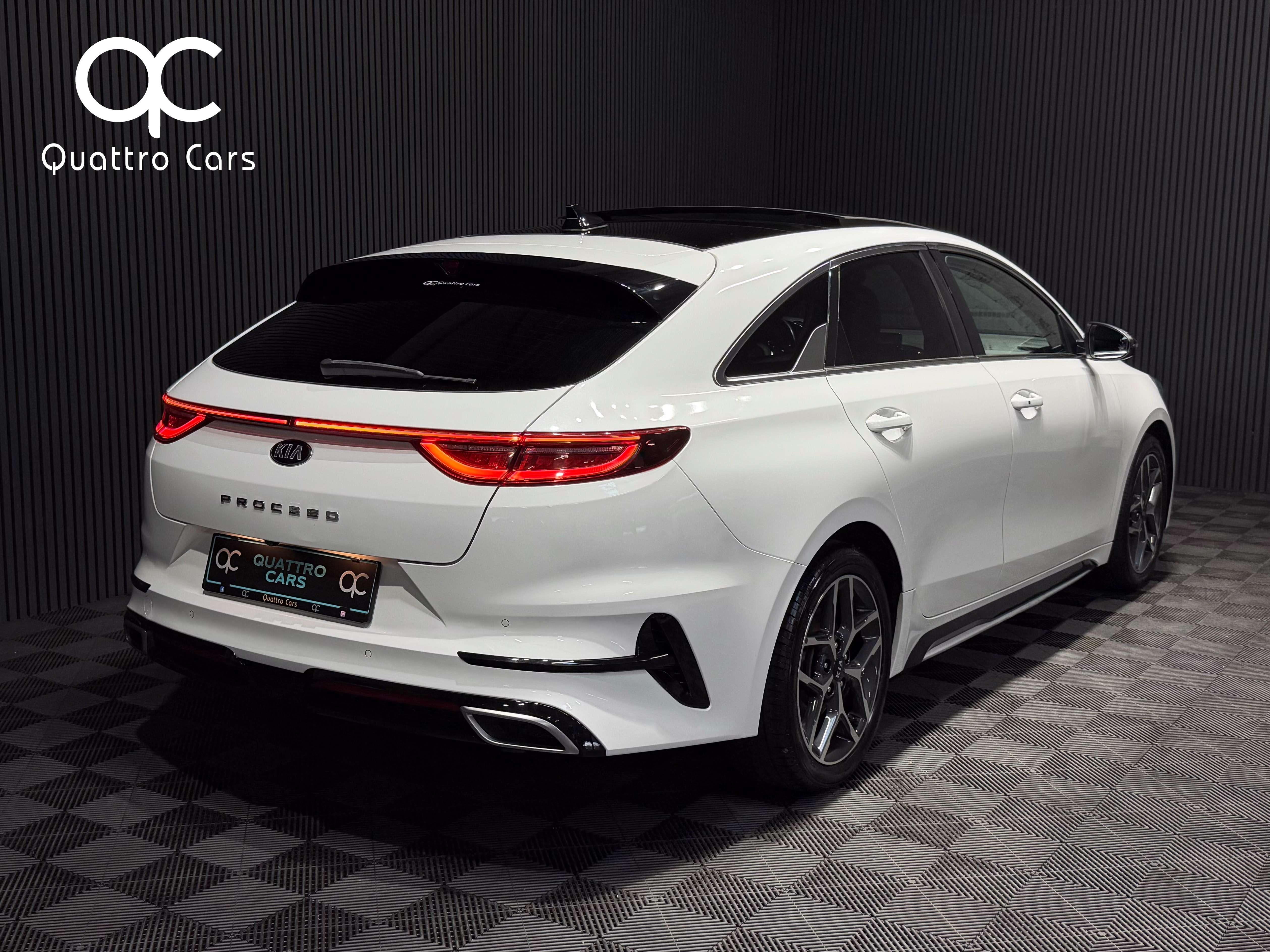 Kia ProCeed / pro_cee'd 1.6 CRDi GT-Line - 1ère main - TVAC - Carnet complet KIA
