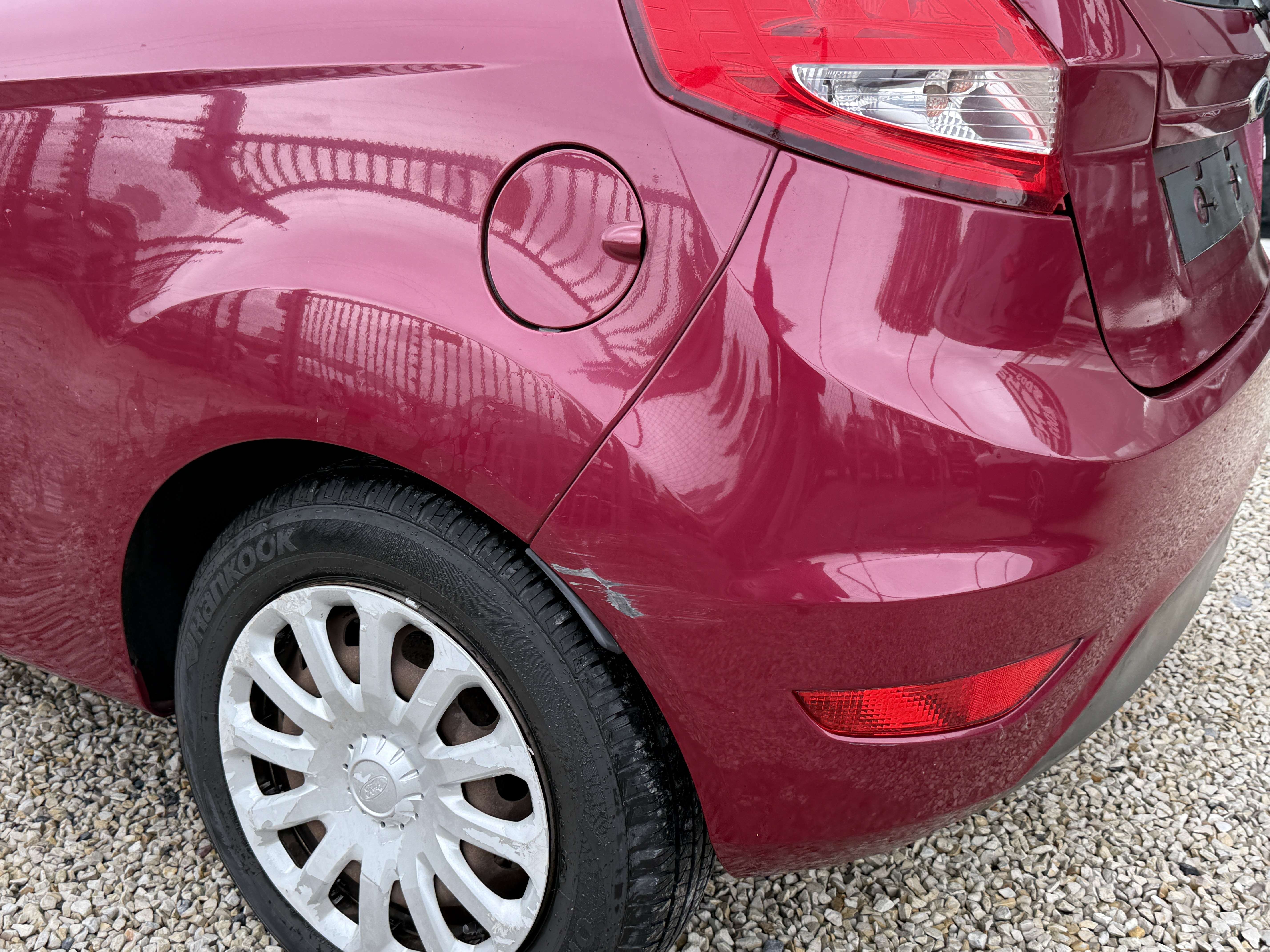 Ford Fiesta Fiesta 1.25i_VENTE TELLE QUELLE_CLIM_ROULANTE