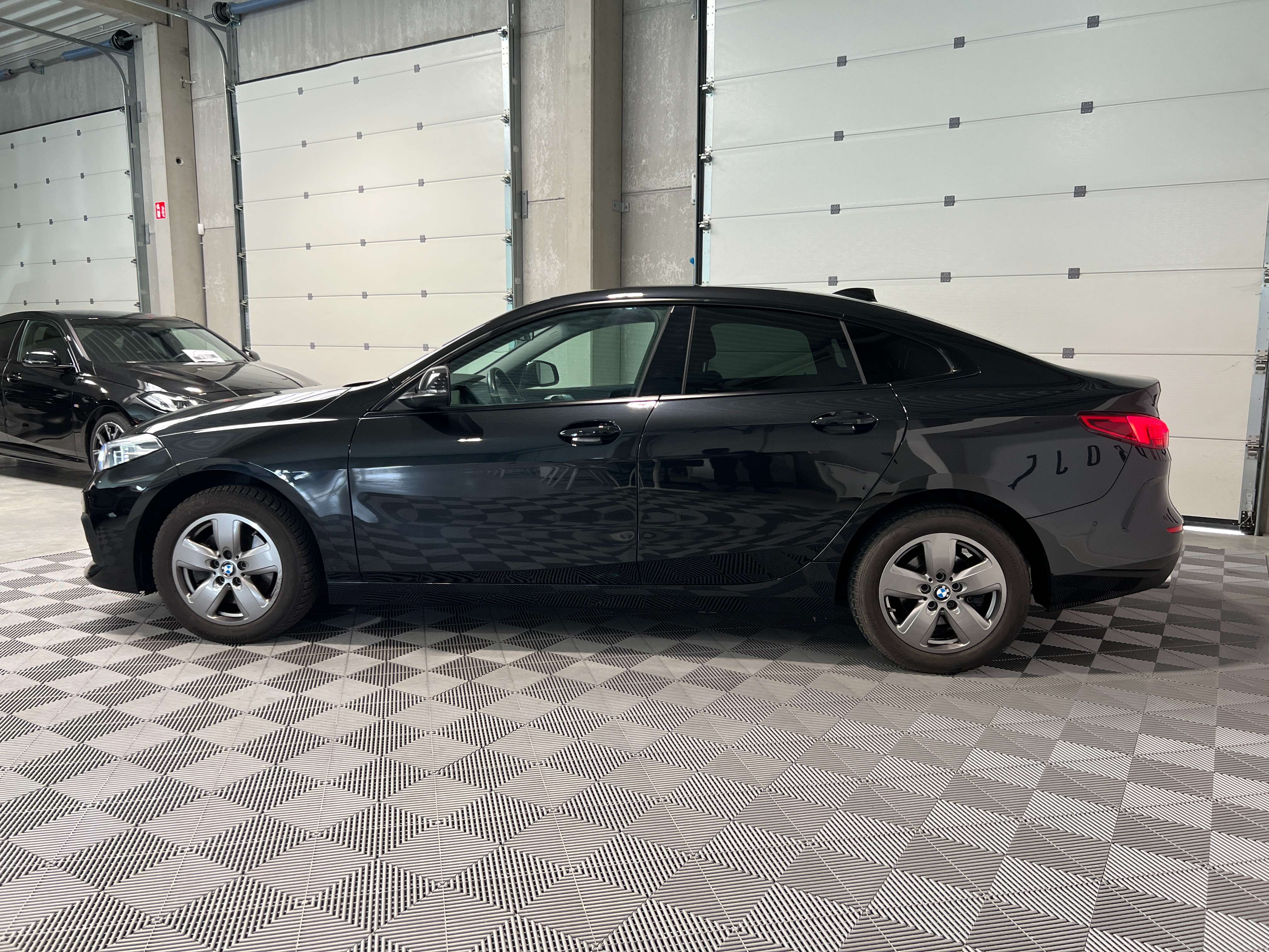 BMW 218 Gran Coupé 218 d PDC AV/PDC ARR/TOIT PANO-OUVRANT/AC