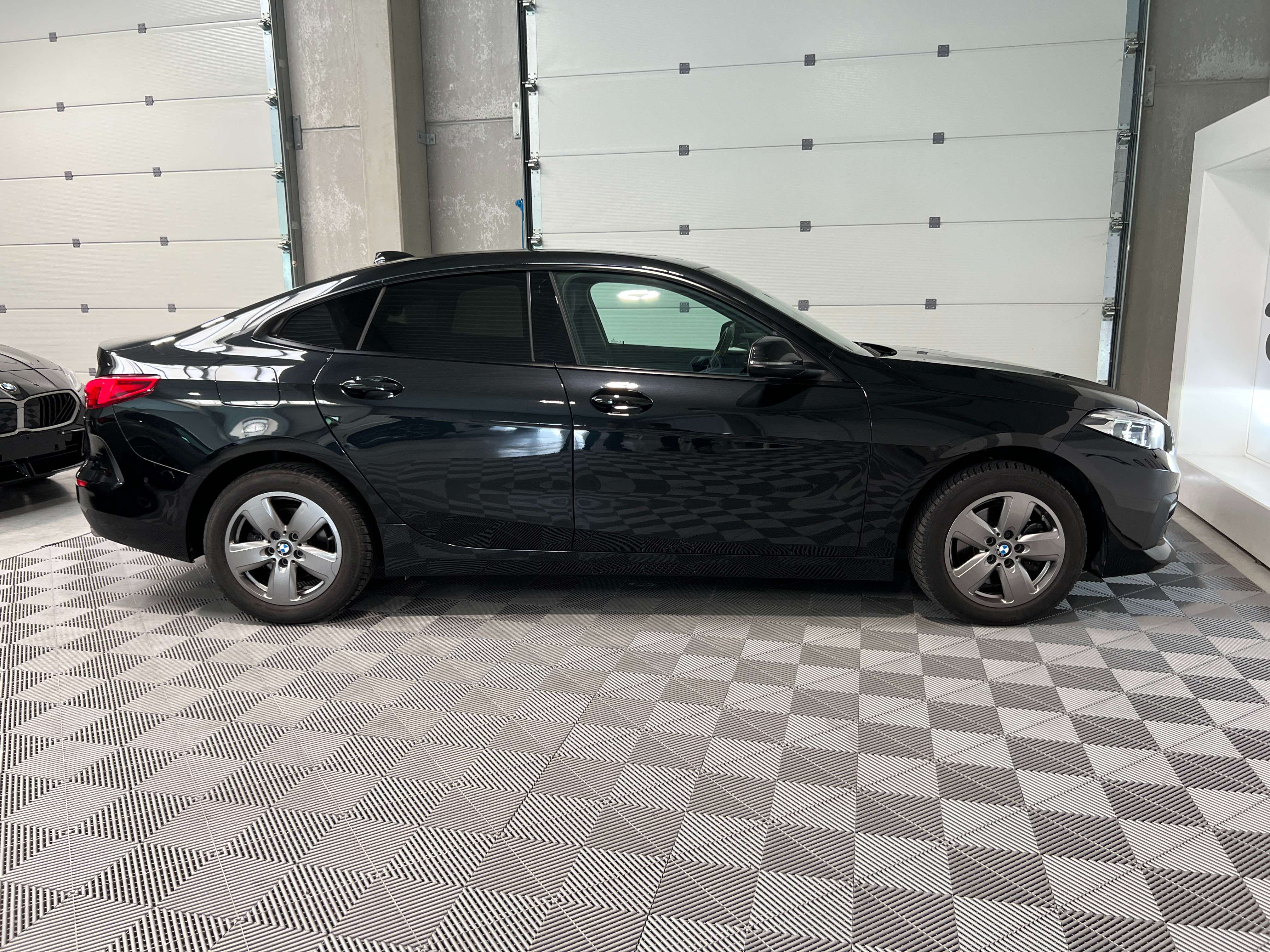 BMW 218 Gran Coupé 218 d PDC AV/PDC ARR/TOIT PANO-OUVRANT/AC