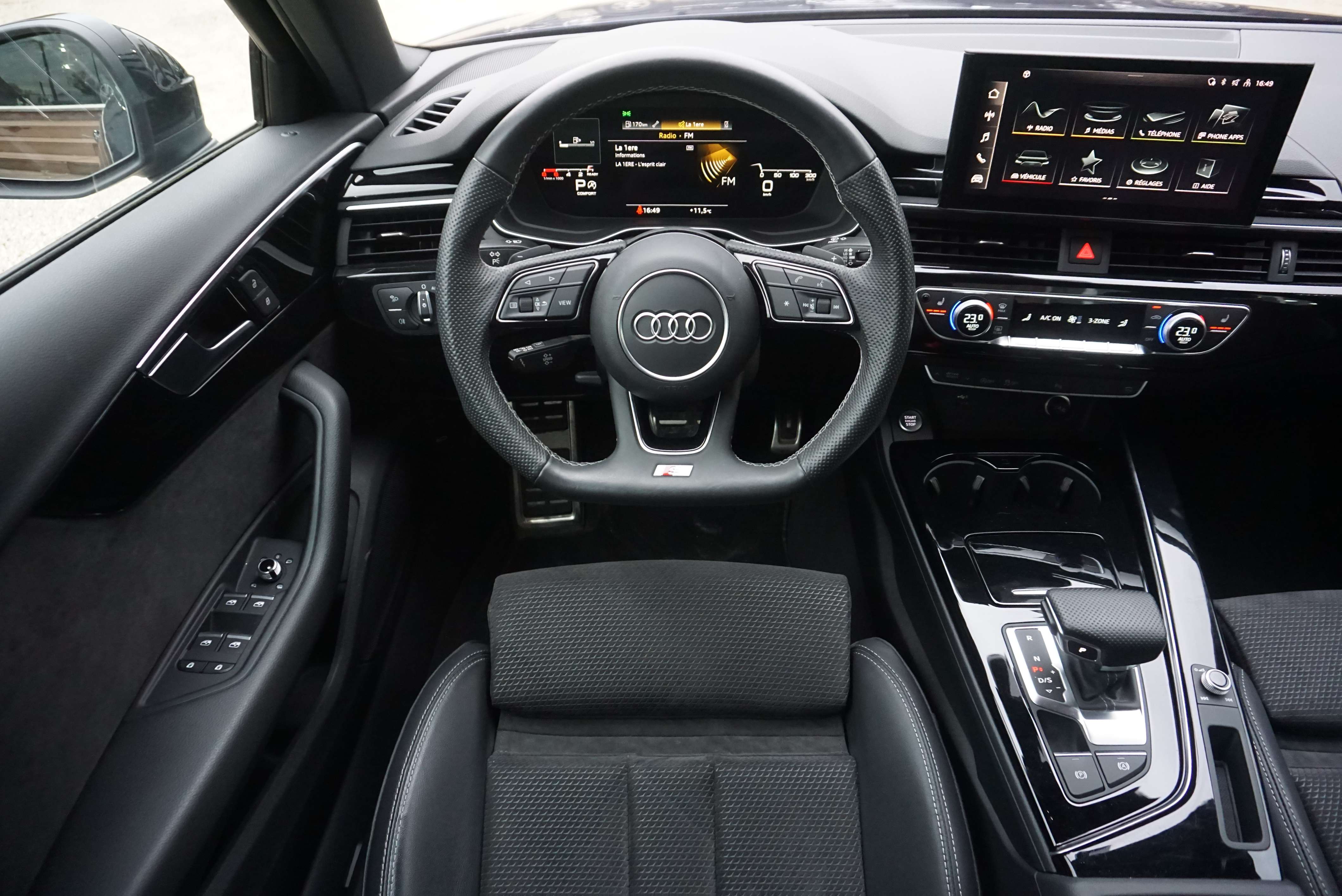Audi A4 35 TFSI S LINE S Tronic COCKPIT CAMERA CLIMTRONIC