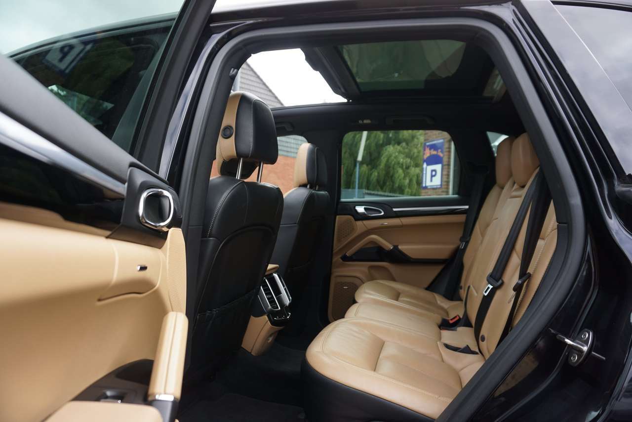 Porsche Cayenne 3.0 TD V6 Tiptronic S PANO CAMERA PNEUMATIQUE EUR6